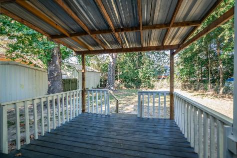607 N Pacific Street Mineola TX 75773