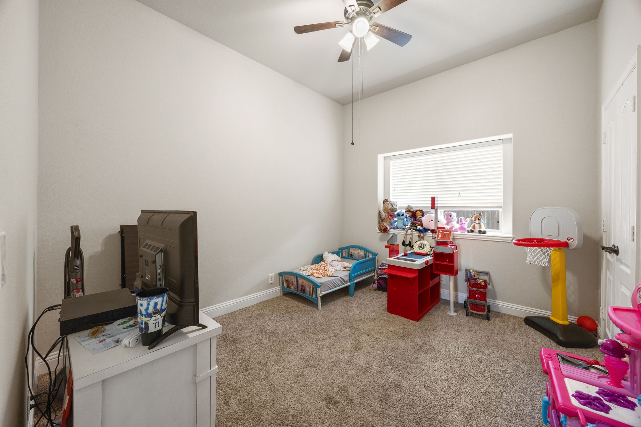 317 Thompson Drive Van Alstyne TX 75495