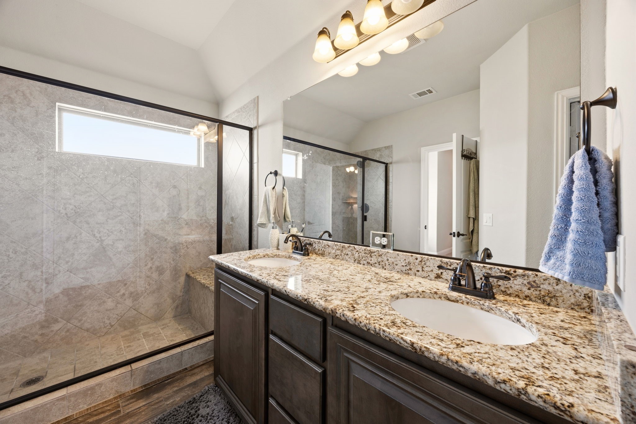 317 Thompson Drive Van Alstyne TX 75495