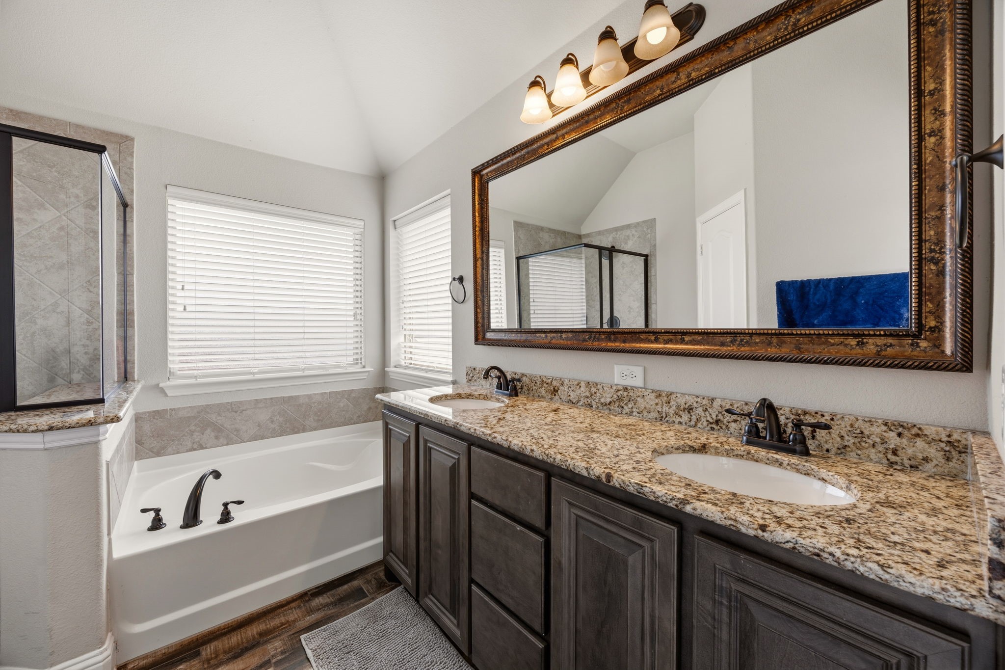 317 Thompson Drive Van Alstyne TX 75495