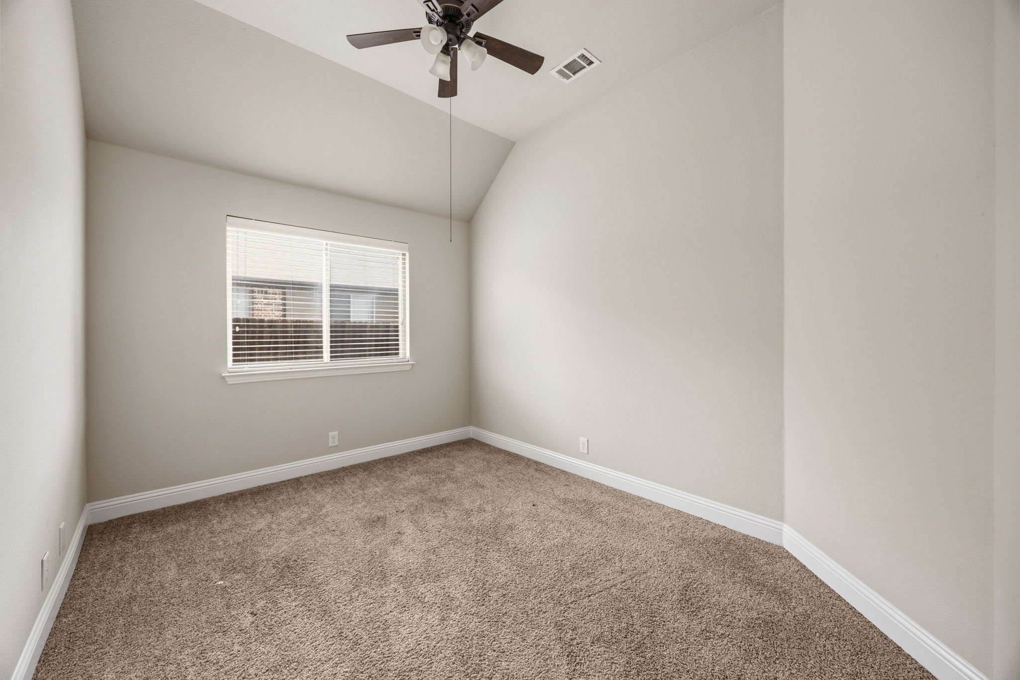 317 Thompson Drive Van Alstyne TX 75495
