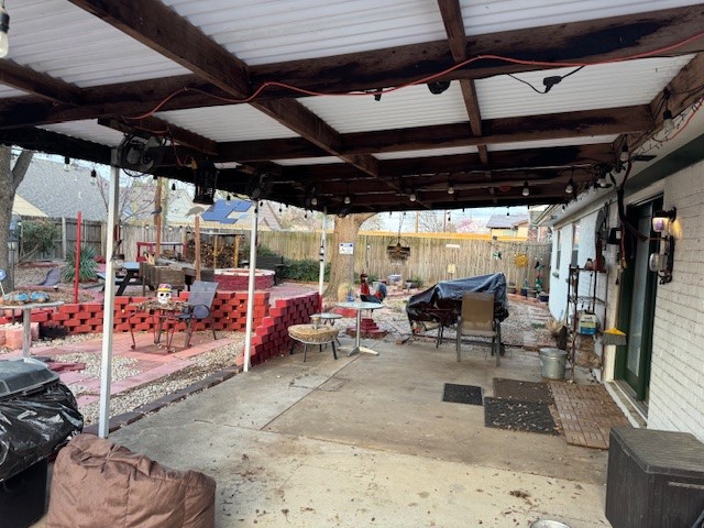 1825 Schumac Bedford TX 76022