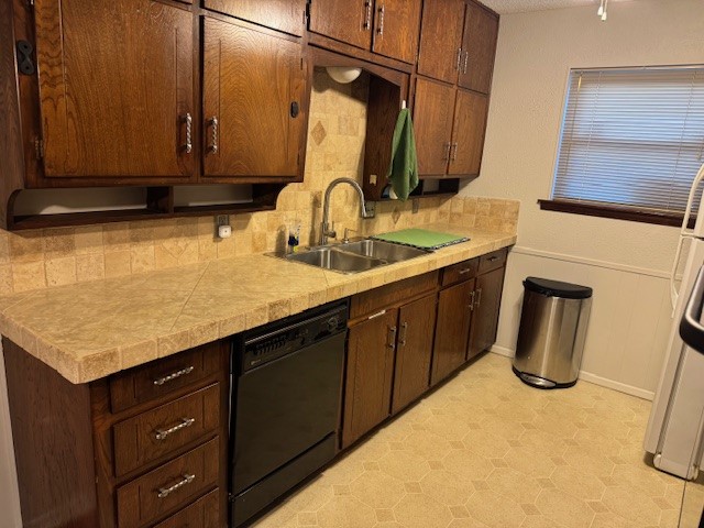 1825 Schumac Bedford TX 76022