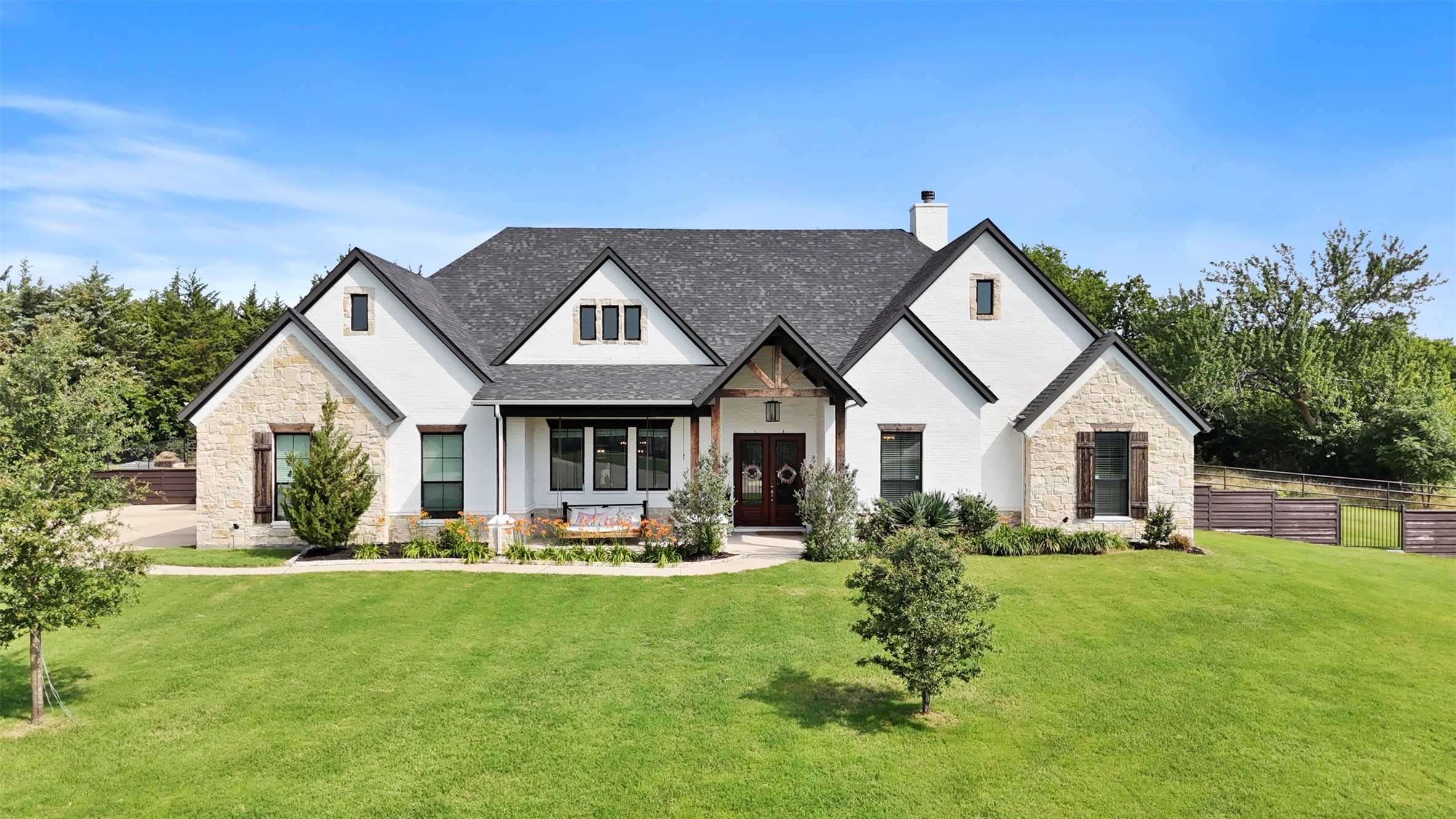 20 Ellis Oak Court Waxahachie TX 75167