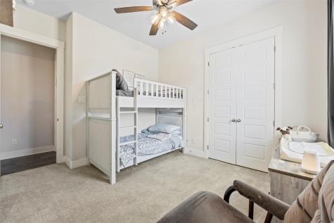 20 Ellis Oak Court Waxahachie TX 75167