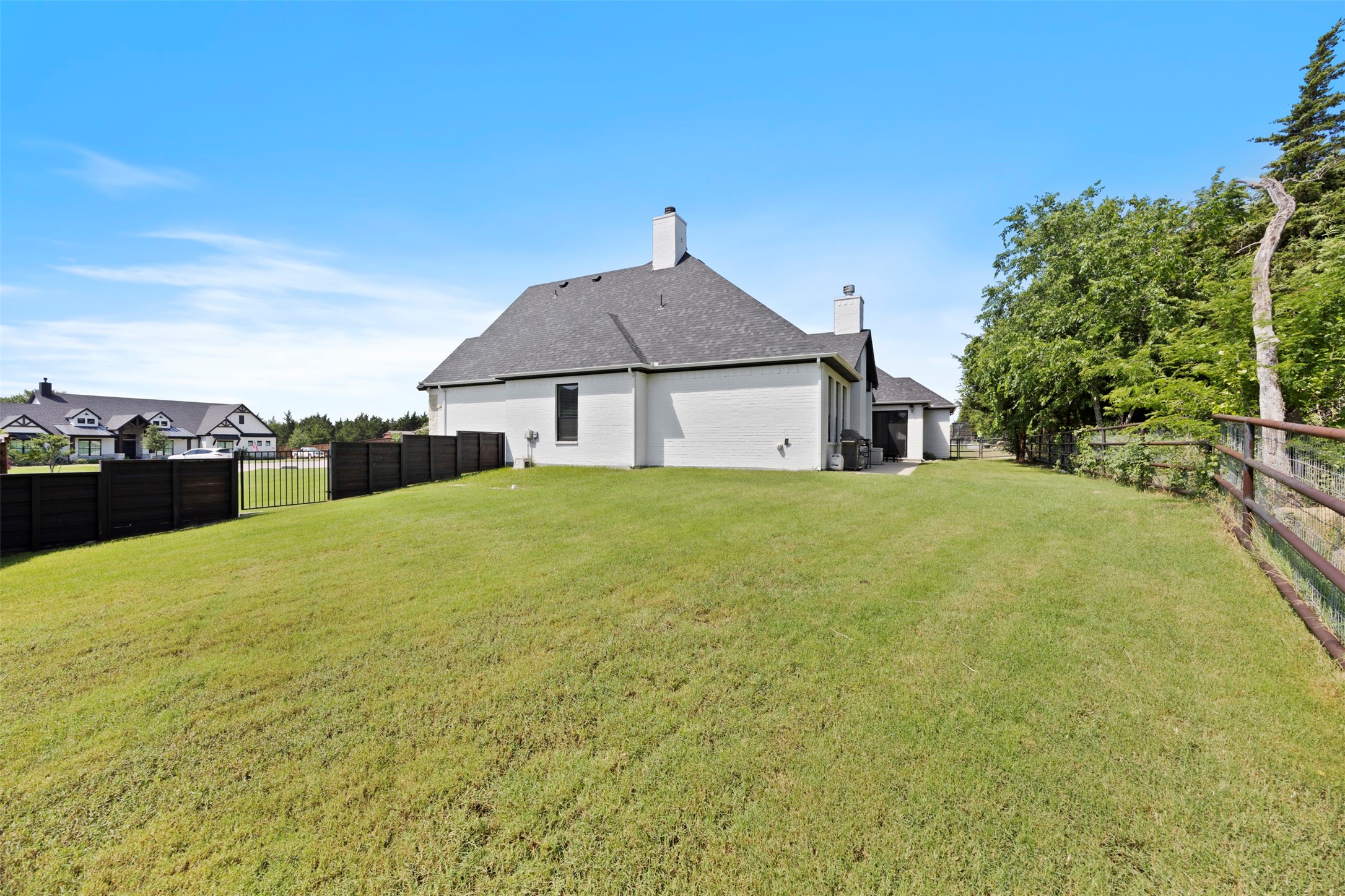 20 Ellis Oak Court Waxahachie TX 75167