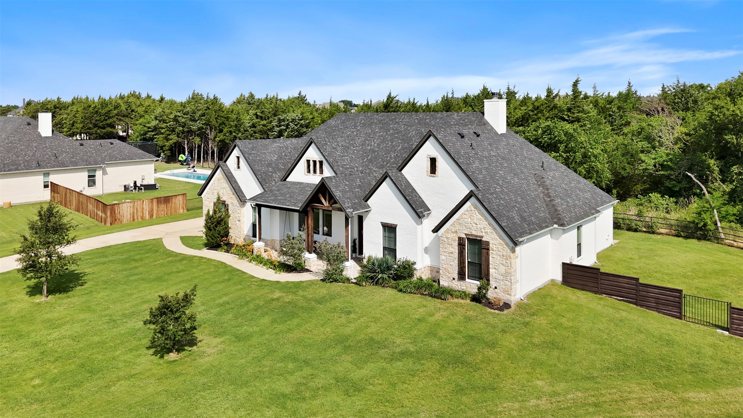20 Ellis Oak Court Waxahachie TX 75167