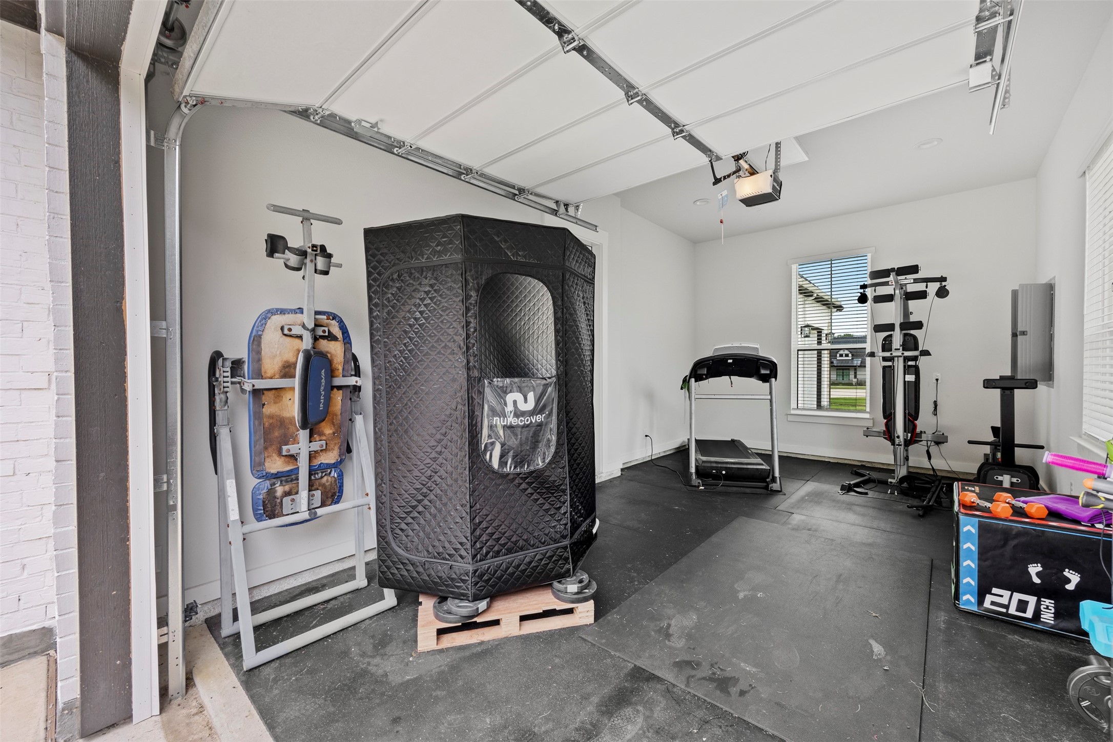 20 Ellis Oak Court Waxahachie TX 75167