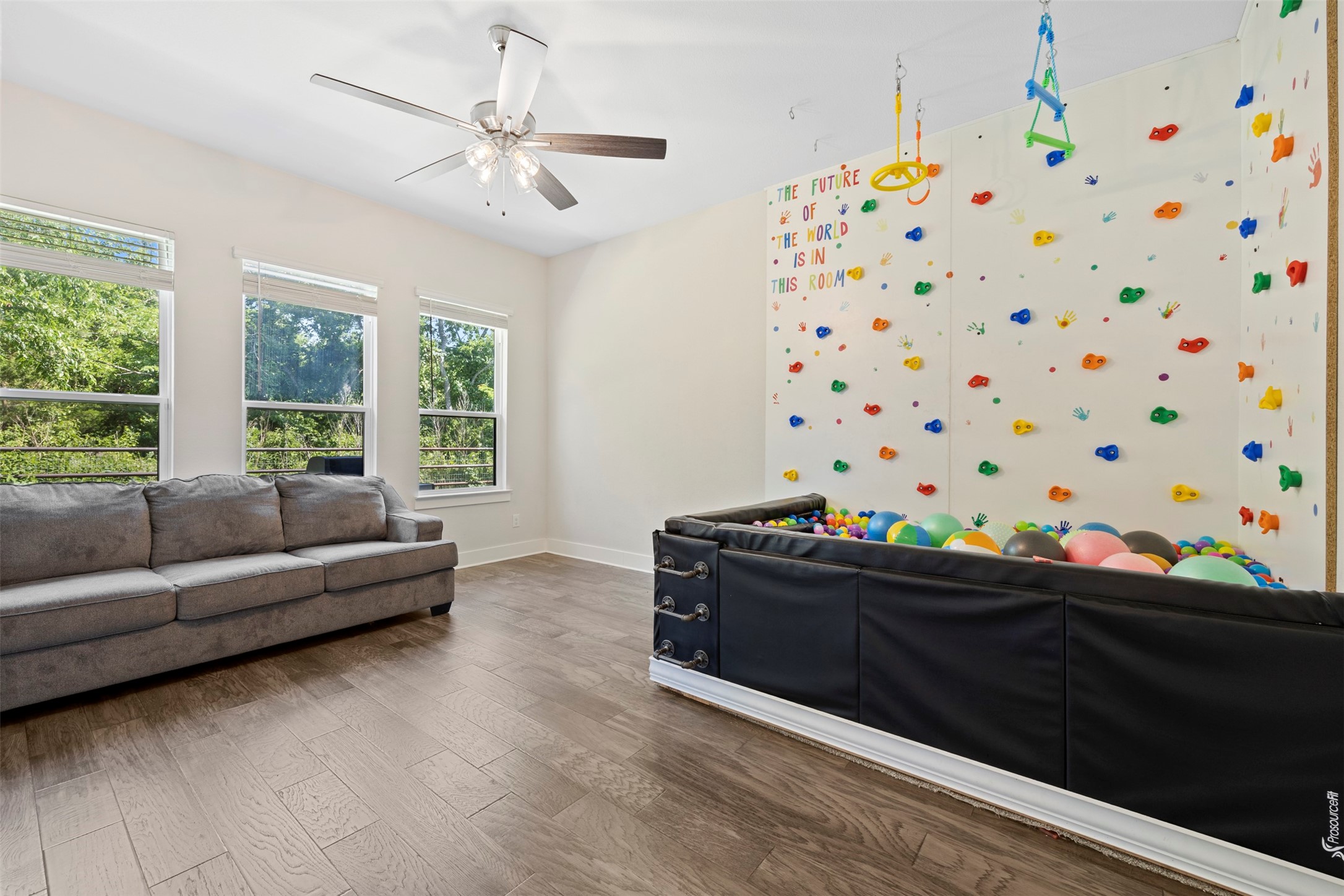 20 Ellis Oak Court Waxahachie TX 75167
