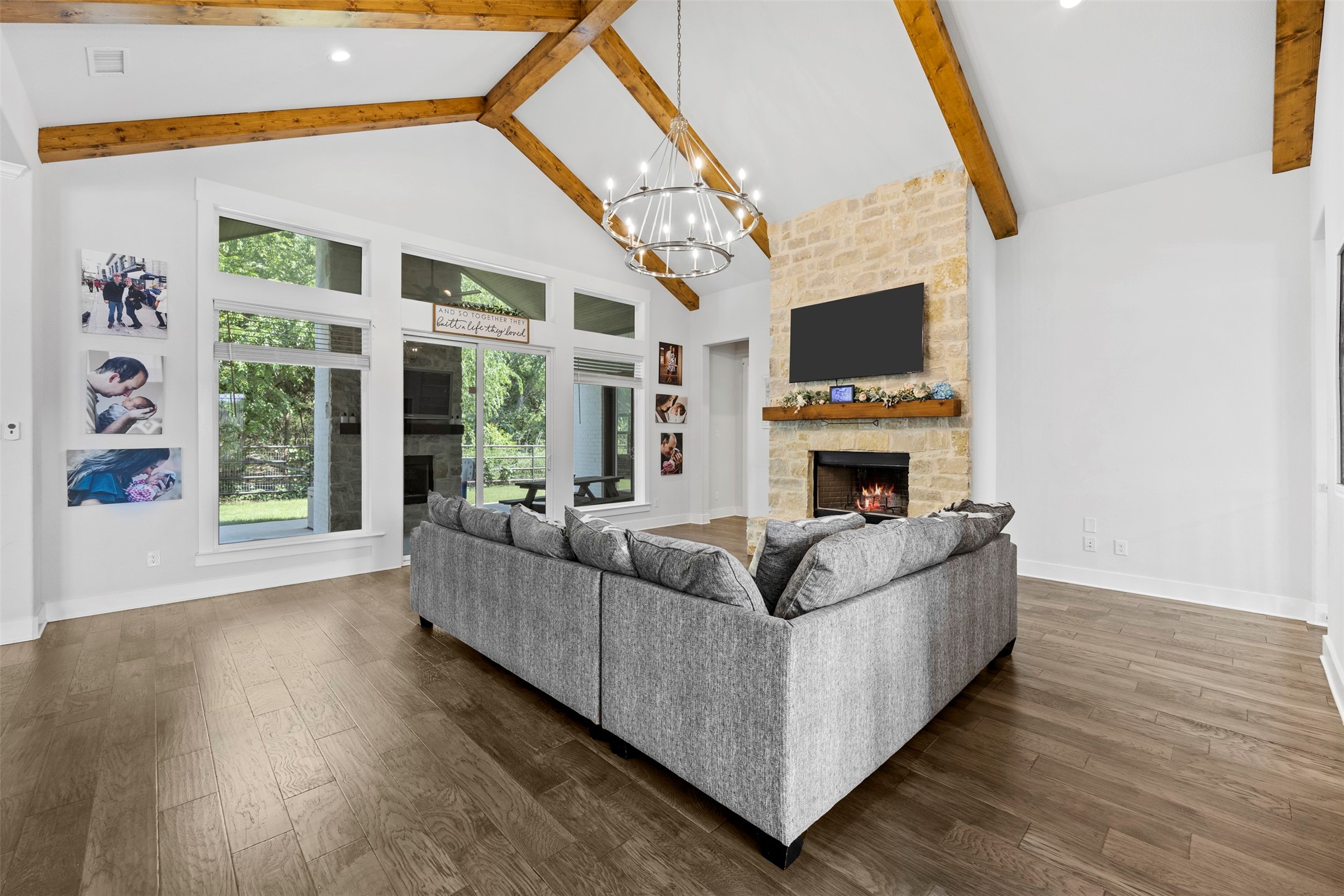 20 Ellis Oak Court Waxahachie TX 75167
