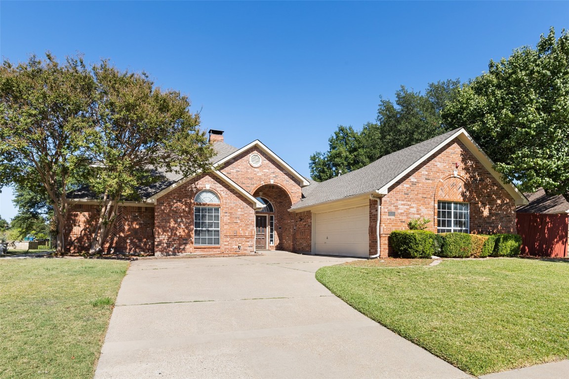 3001 Oak Springs Drive Garland TX 75044