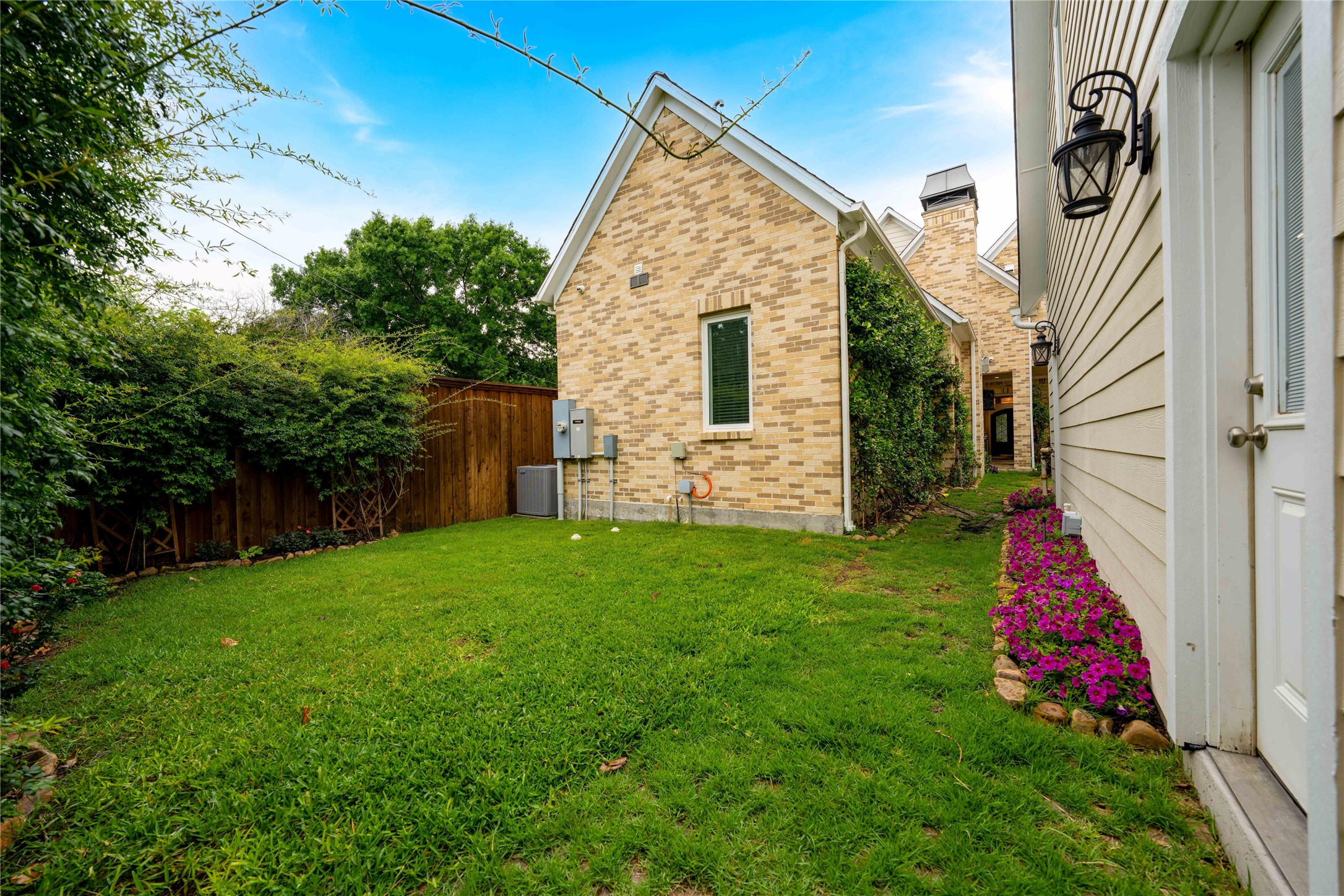 5134 Vanderbilt Avenue Dallas TX 75206