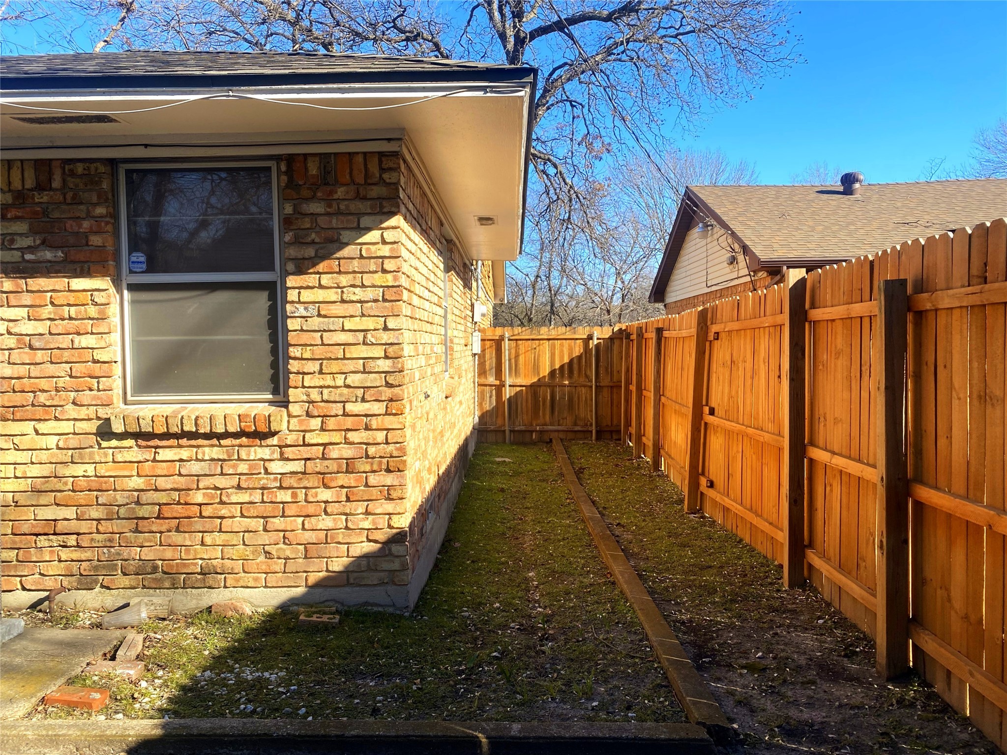 1136 E Five Mile Parkway Dallas TX 75216