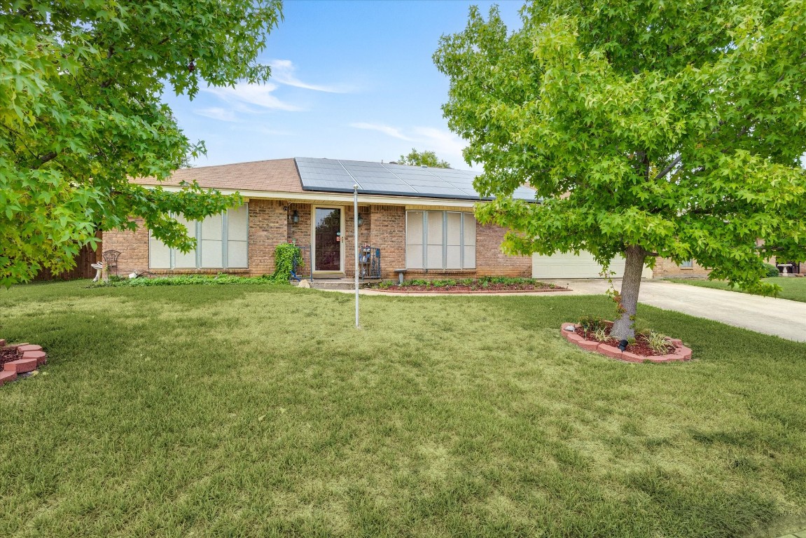 7505 Mapleleaf Drive North Richland Hills TX 76182