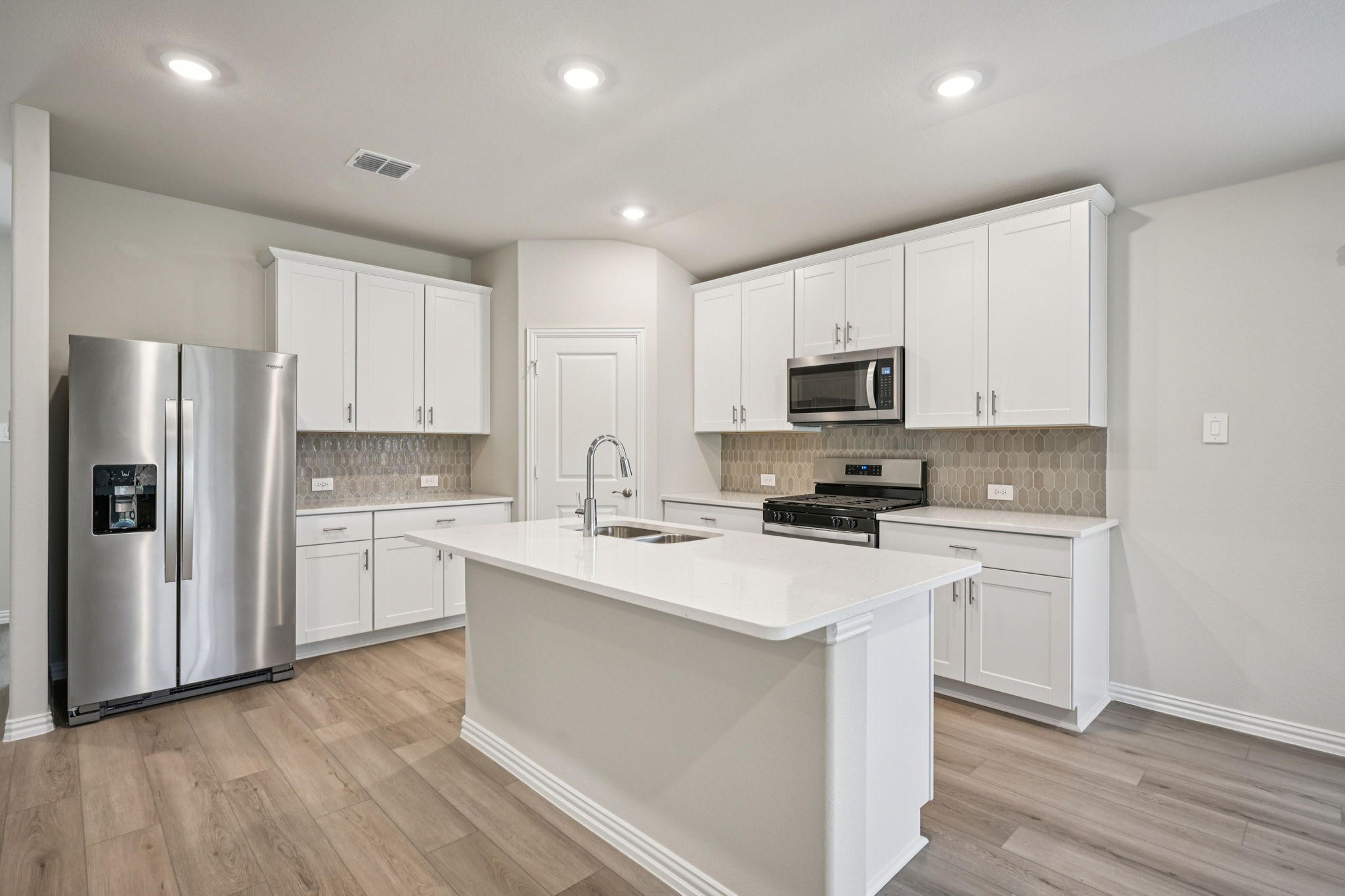 2202 Rannoch Street Sherman TX 75092