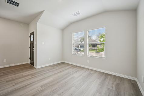 2202 Rannoch Street Sherman TX 75092