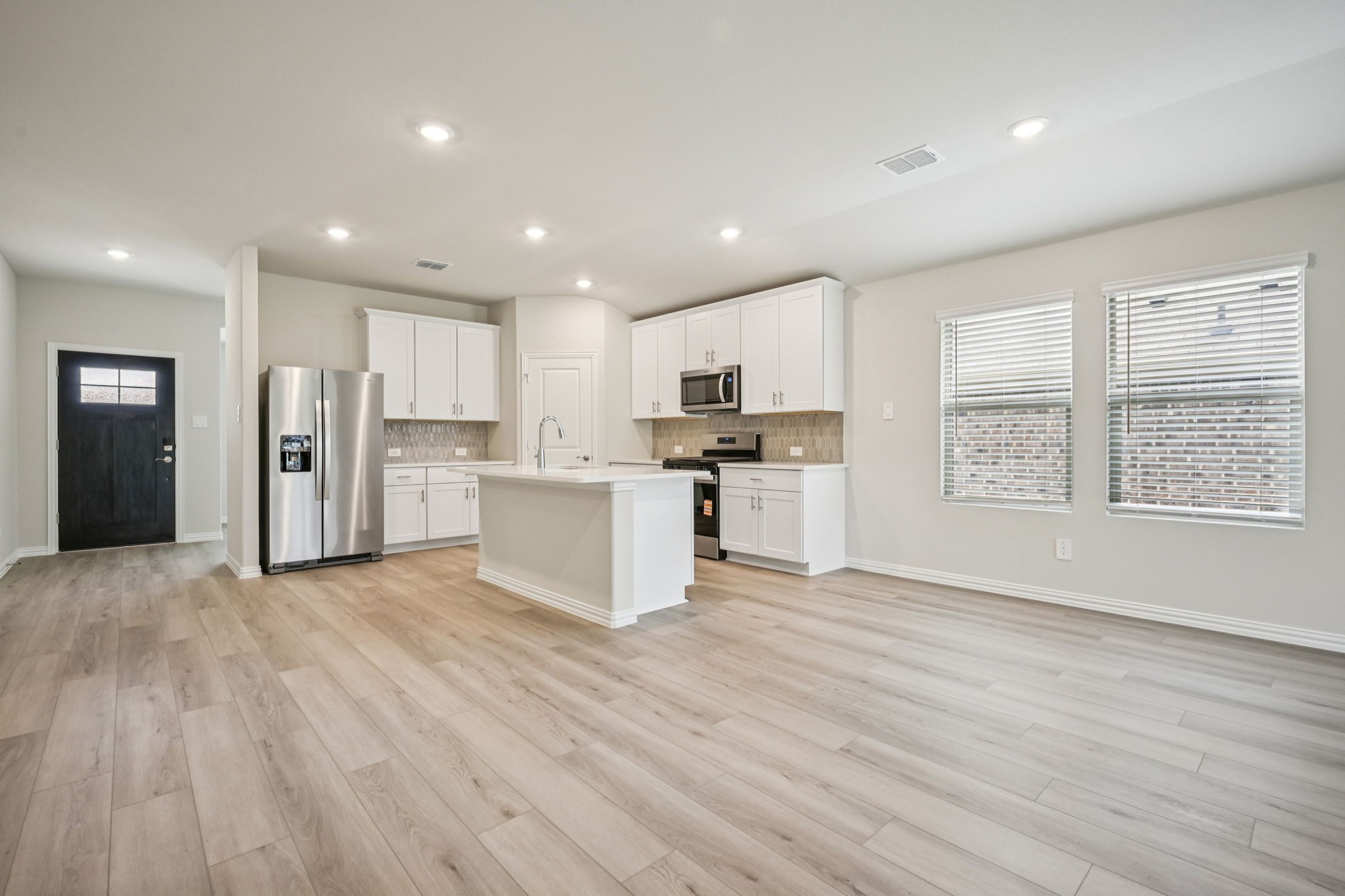 2202 Rannoch Street Sherman TX 75092