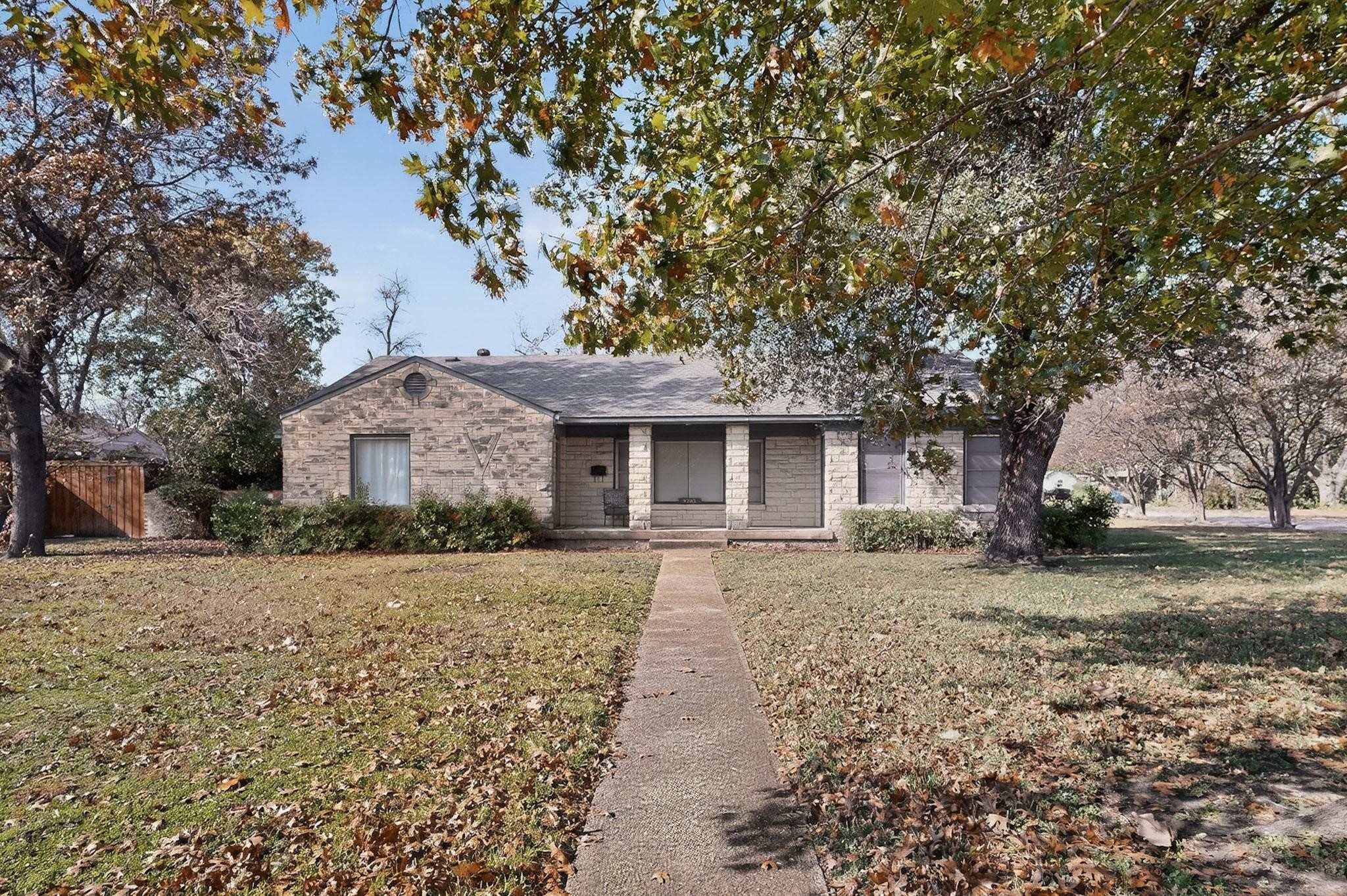9263 Forest Hills Boulevard Dallas TX 75218