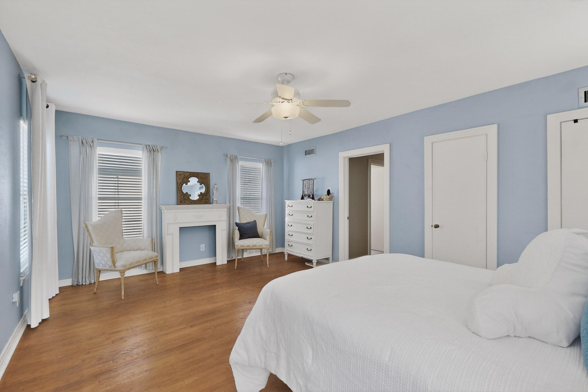 9263 Forest Hills Boulevard Dallas TX 75218