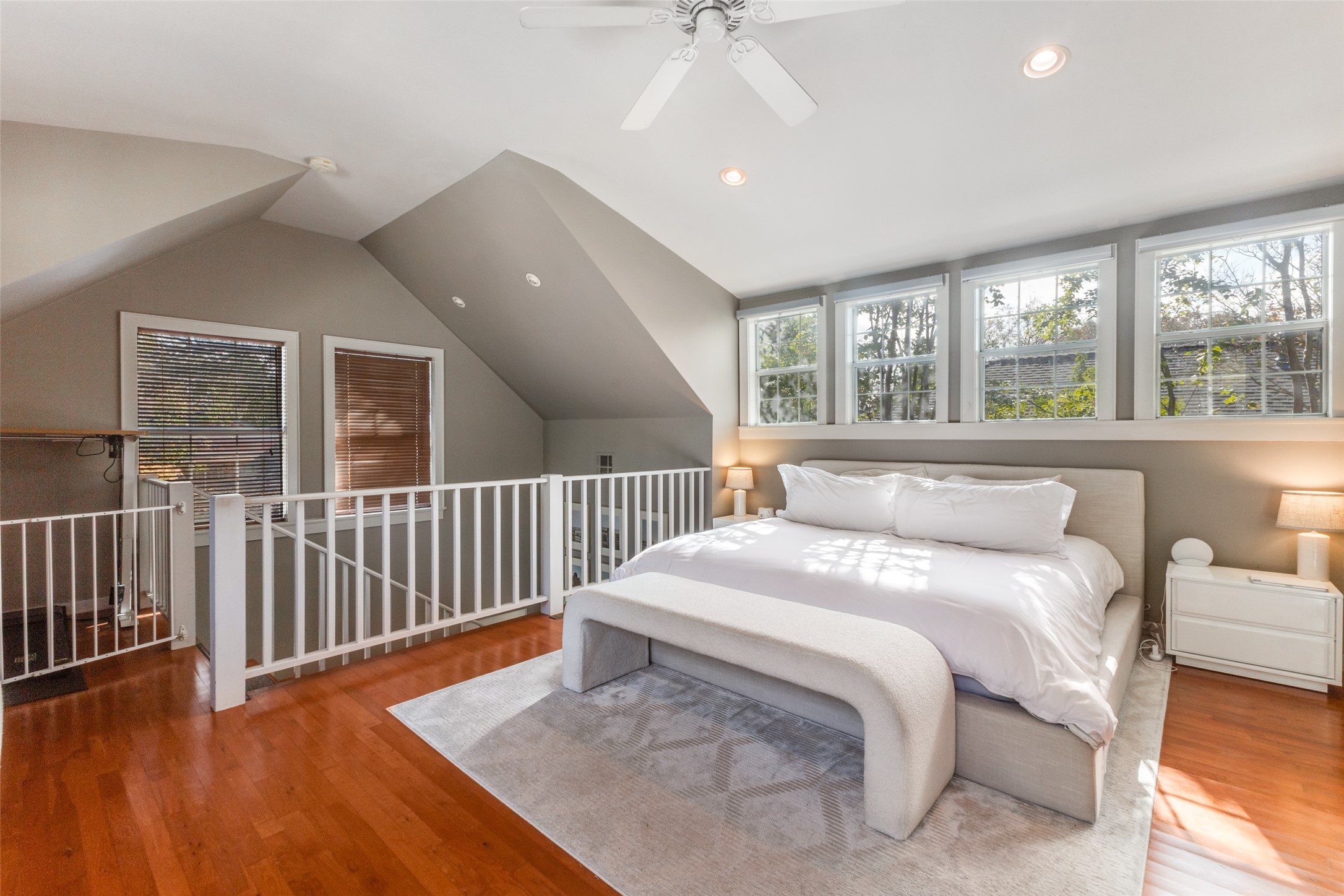 1026 N Winnetka Avenue Dallas TX 75208