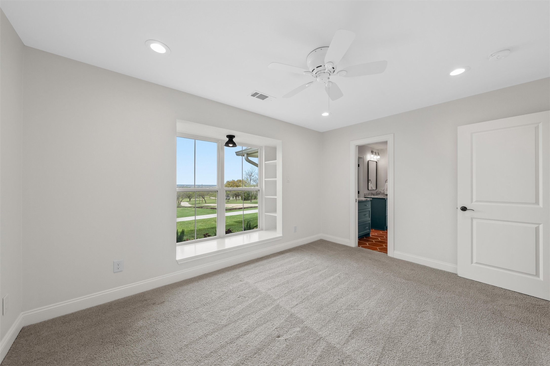 310 Rabbit Hill Lorena TX 76655