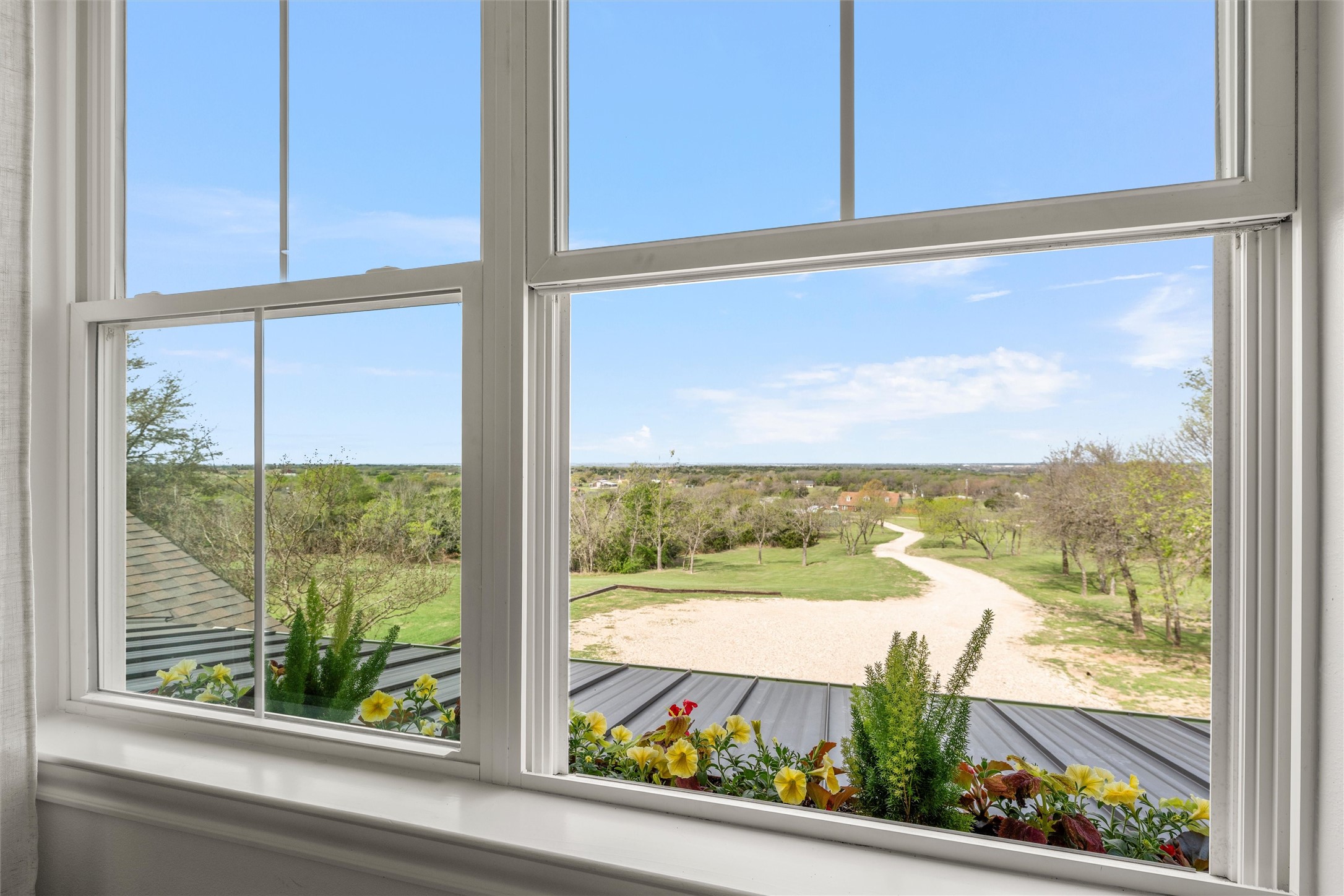 310 Rabbit Hill Lorena TX 76655