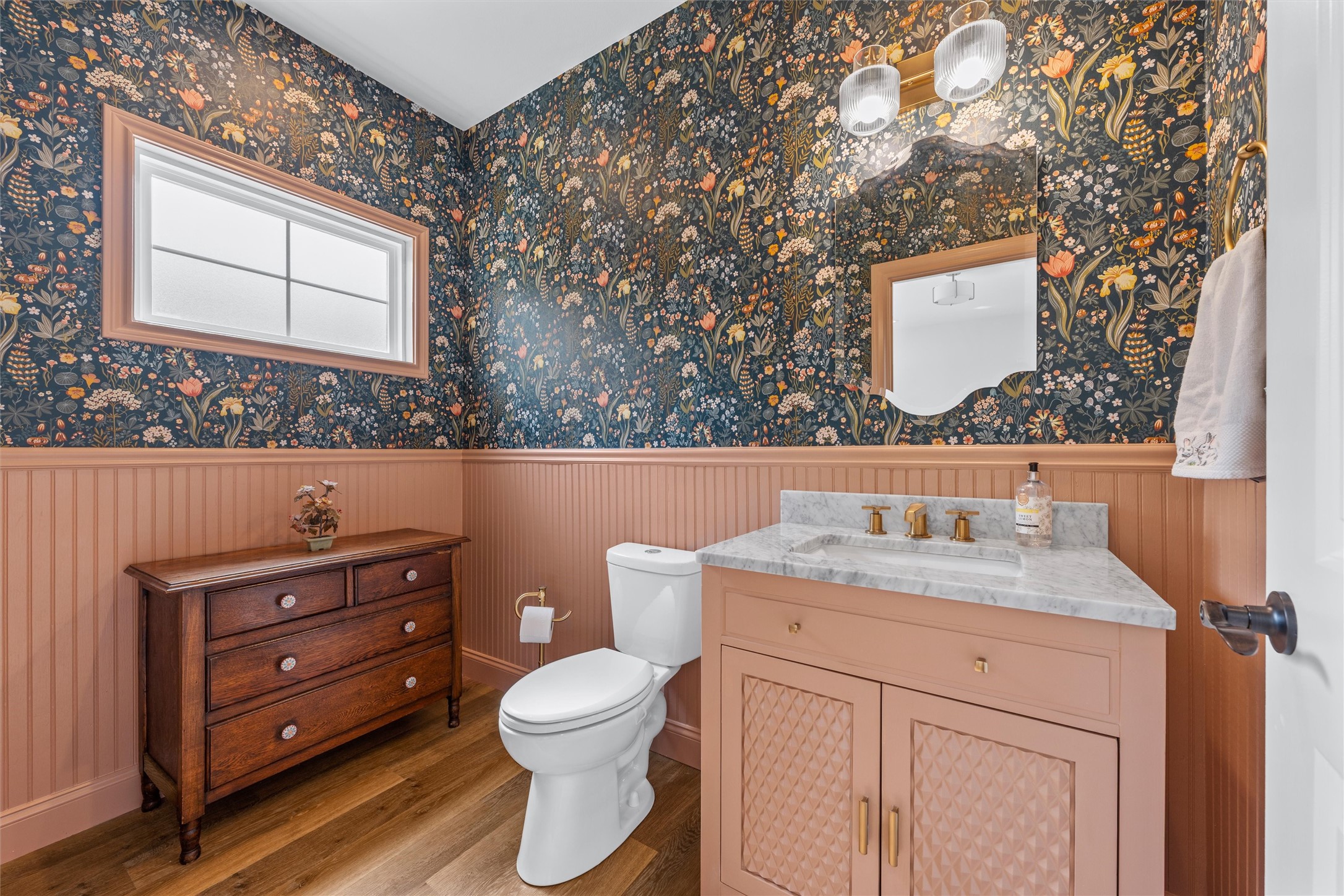 310 Rabbit Hill Lorena TX 76655