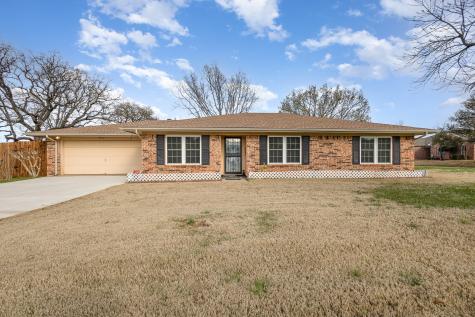 2401 Aspen Street Corinth TX 76210