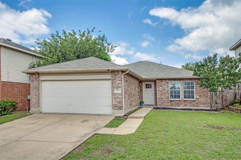 1833 Diamond Lake Trail Fort Worth TX 76247