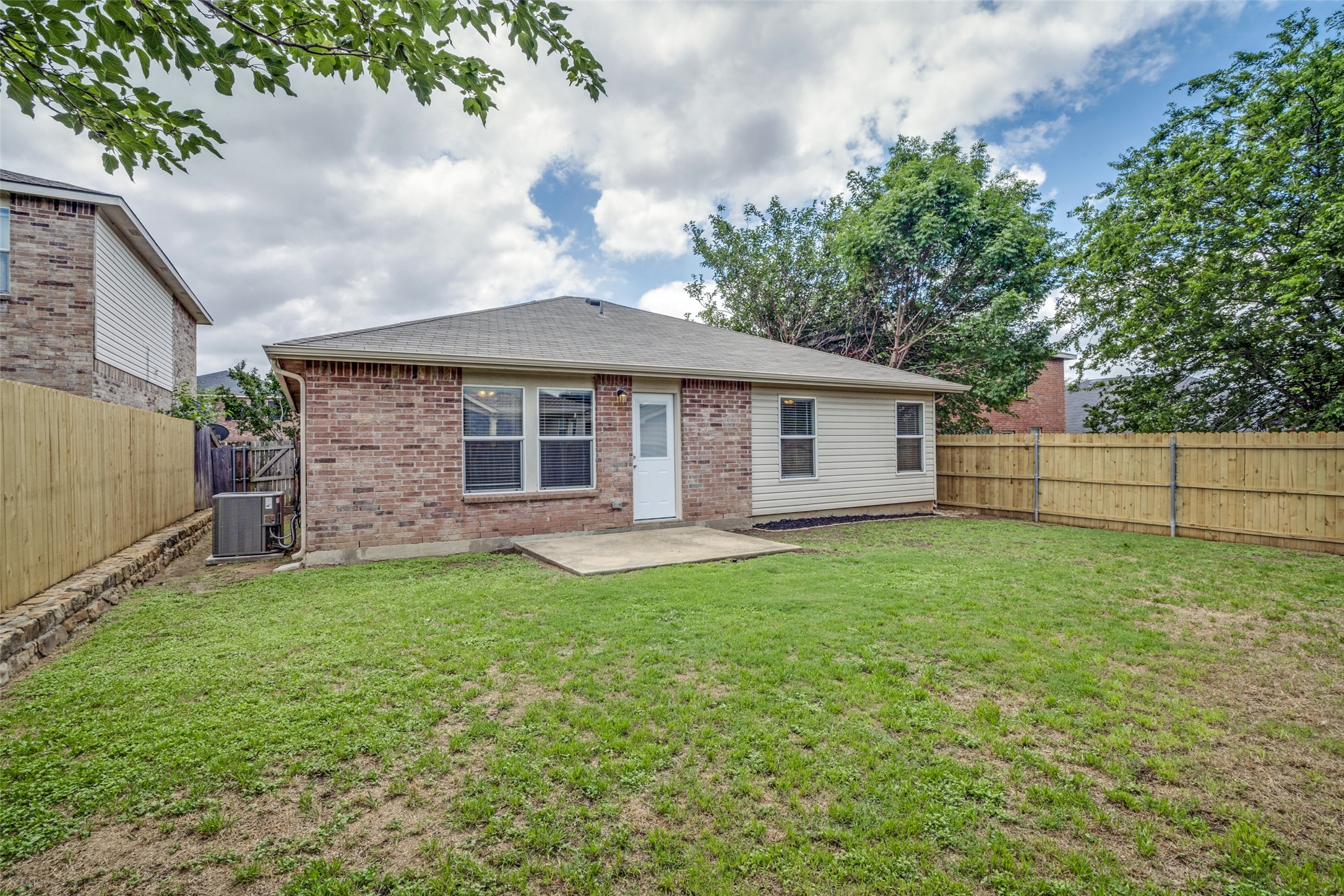 1833 Diamond Lake Trail Fort Worth TX 76247