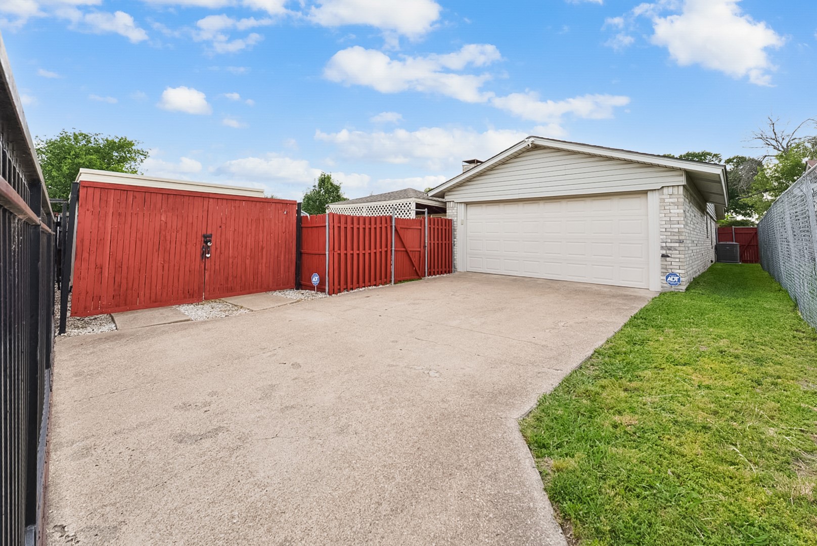 3224 Rockne Lane Mesquite TX 75150