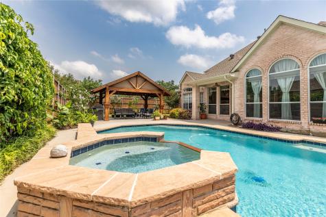 5915 Holly Crest Lane Sachse TX 75048