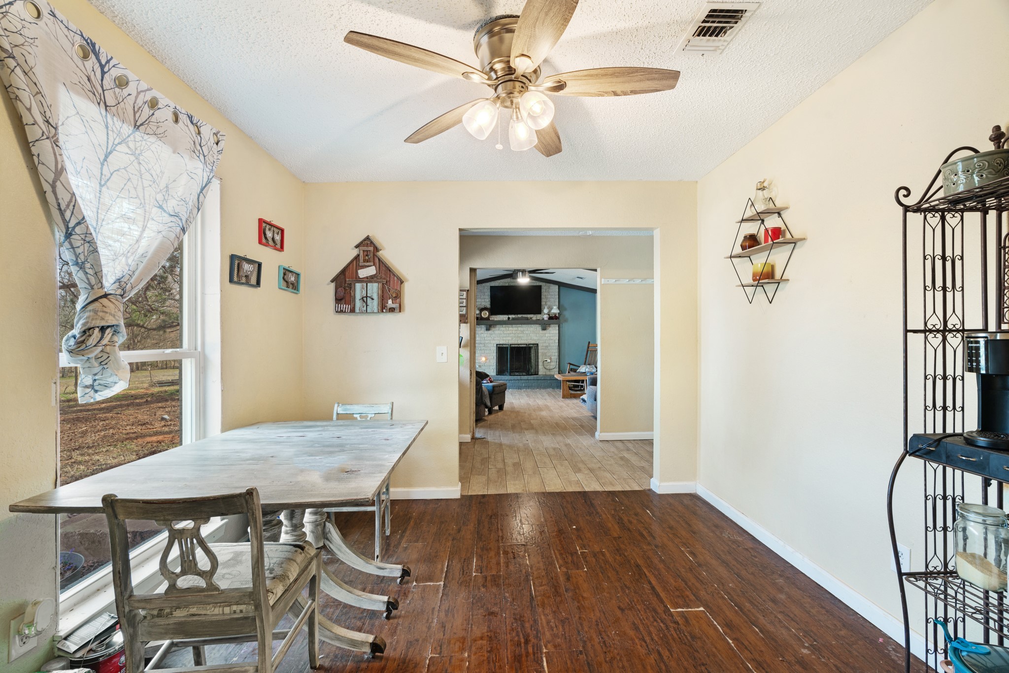 247 County Road 45480 Paris TX 75462