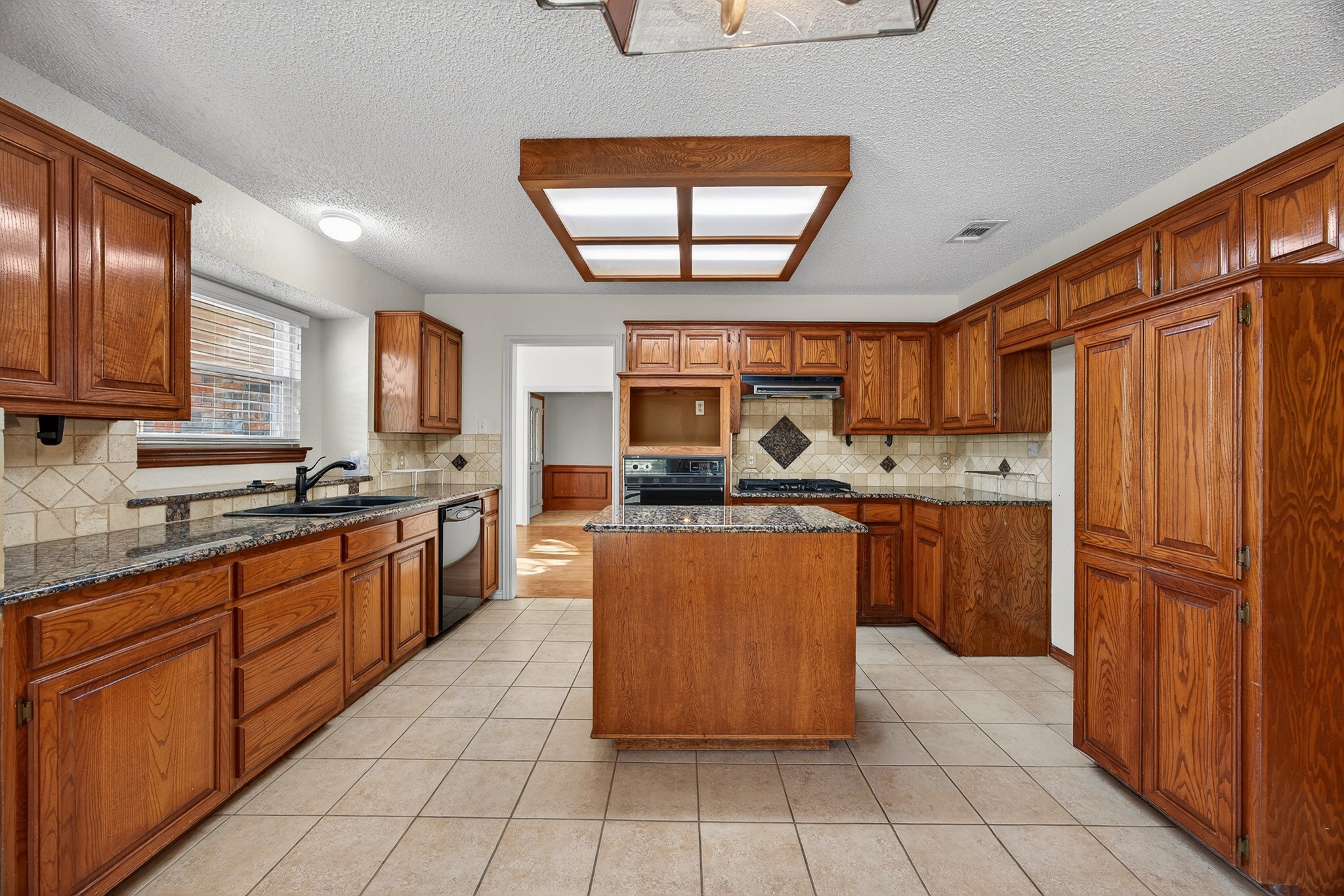 301 Raintree Drive Highland Village TX 75077