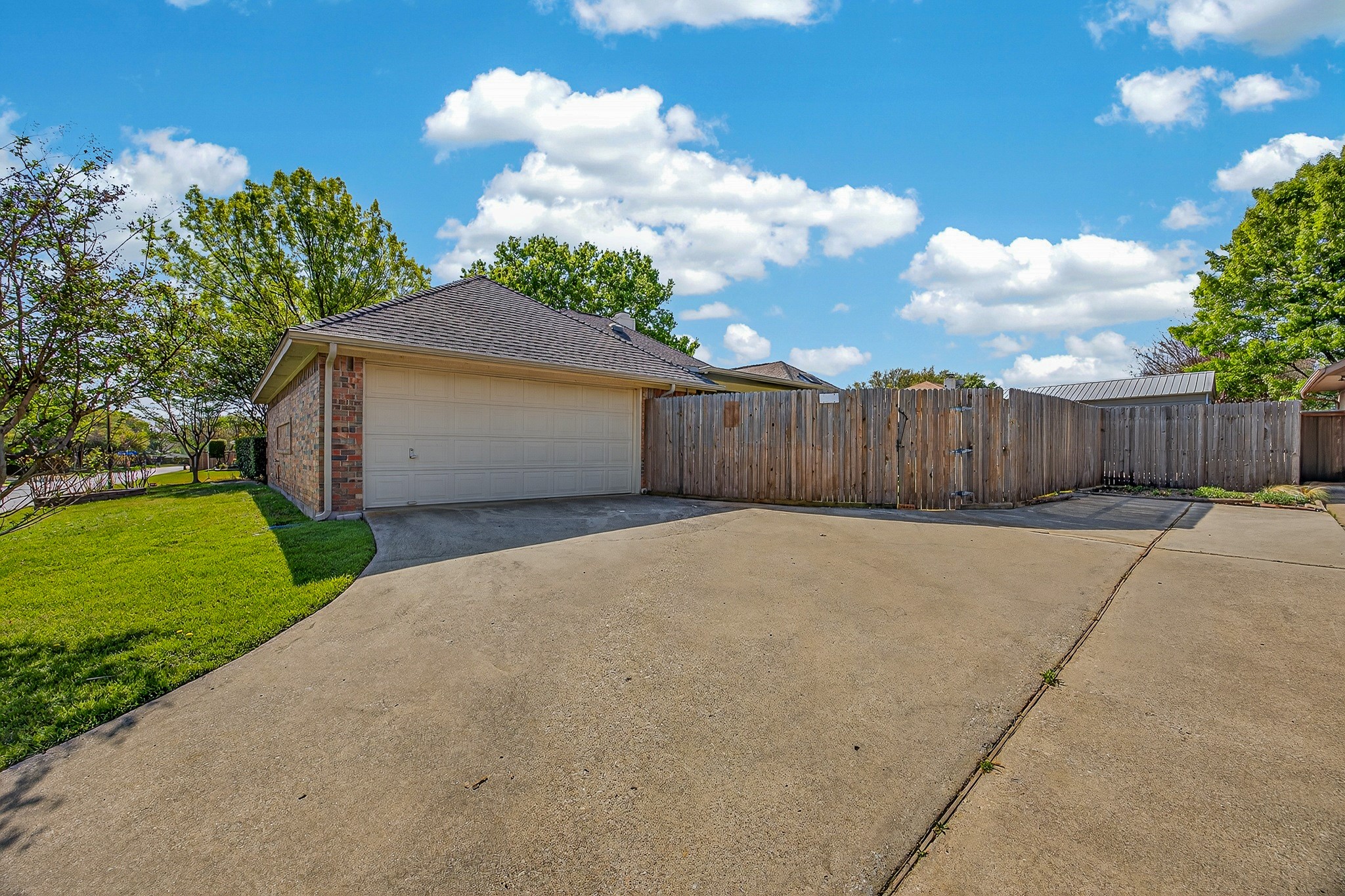 301 Raintree Drive Highland Village TX 75077