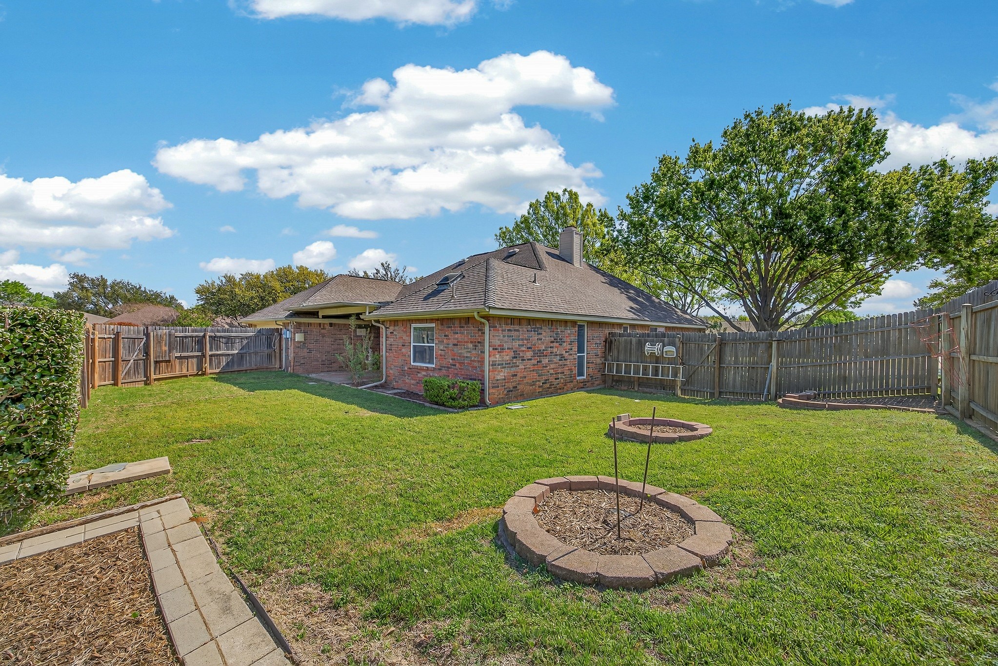 301 Raintree Drive Highland Village TX 75077