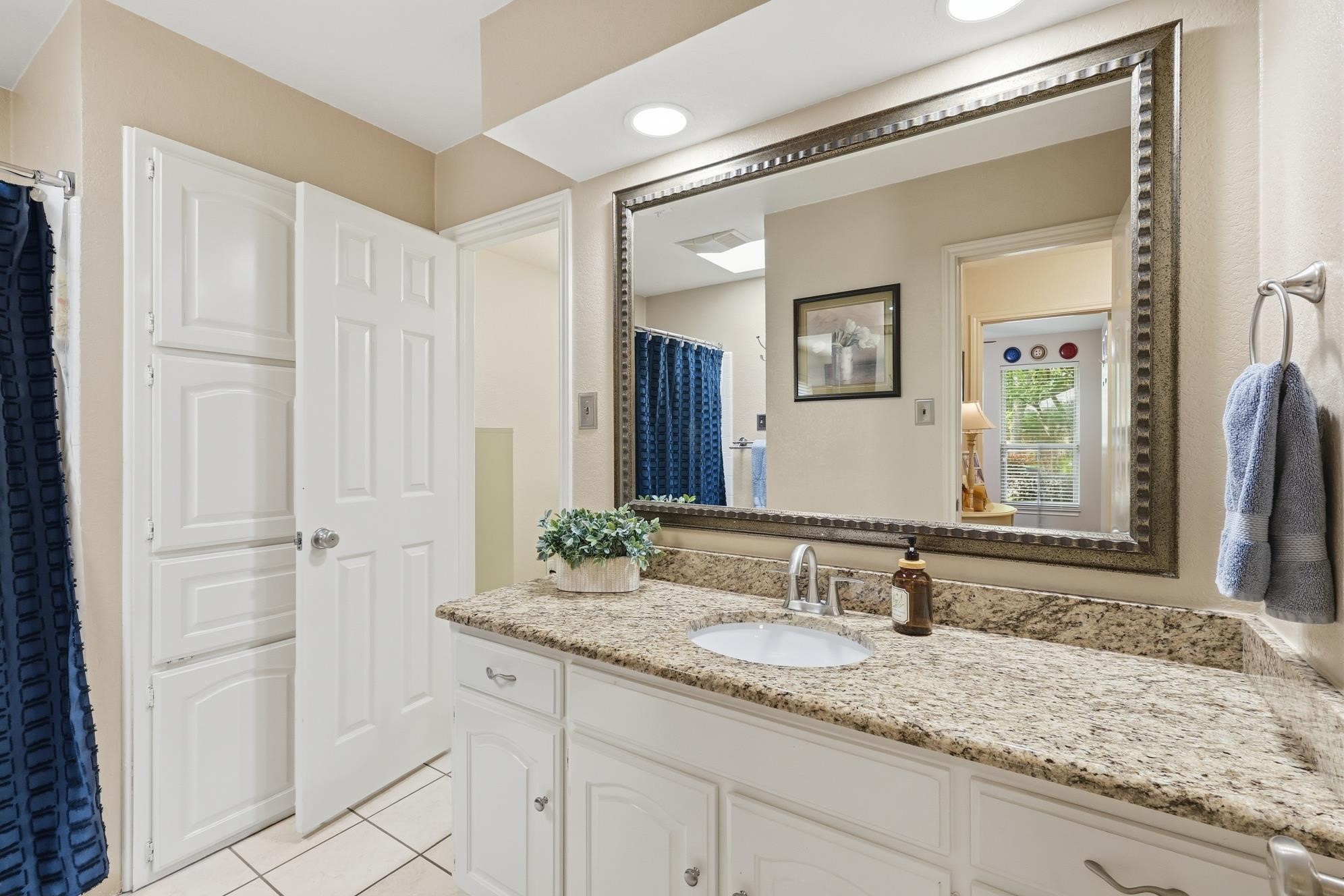 325 Marseille Drive Hurst TX 76054