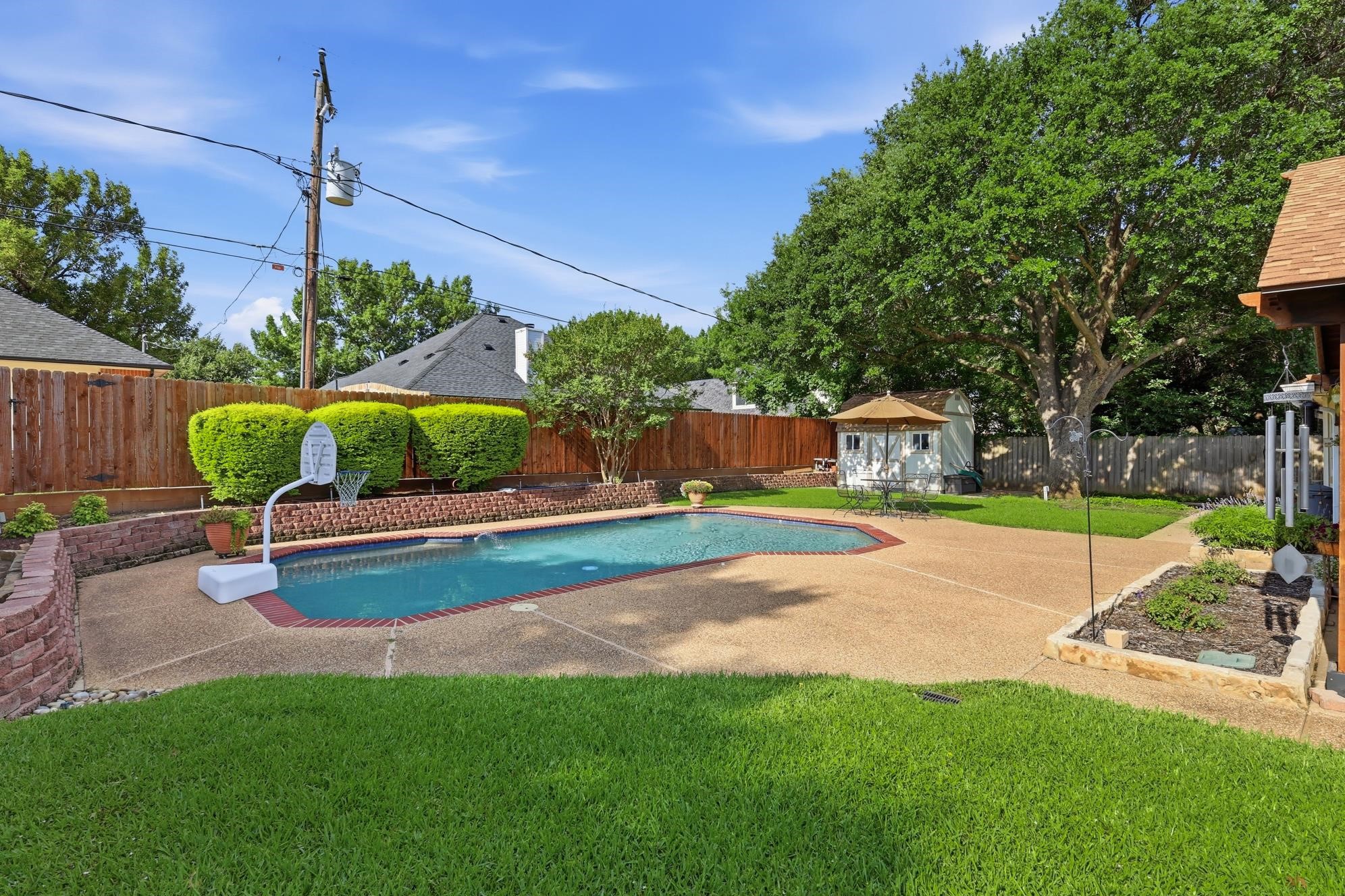 325 Marseille Drive Hurst TX 76054