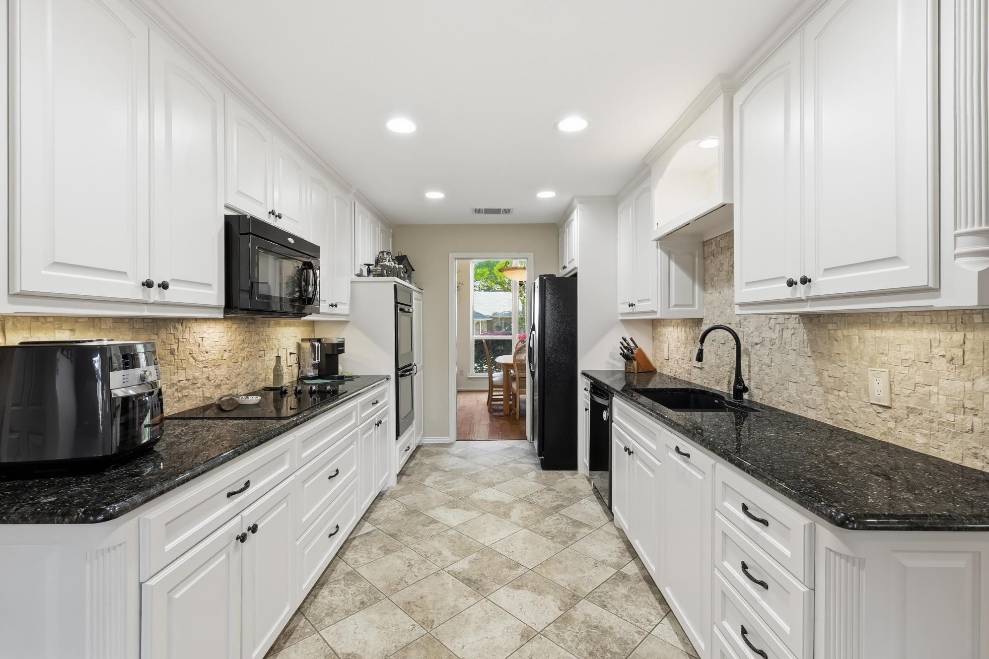 325 Marseille Drive Hurst TX 76054