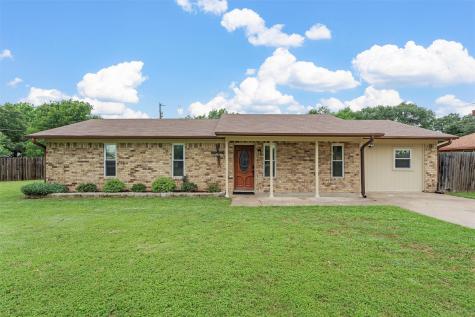 202 Lee Lane Lorena TX 76655