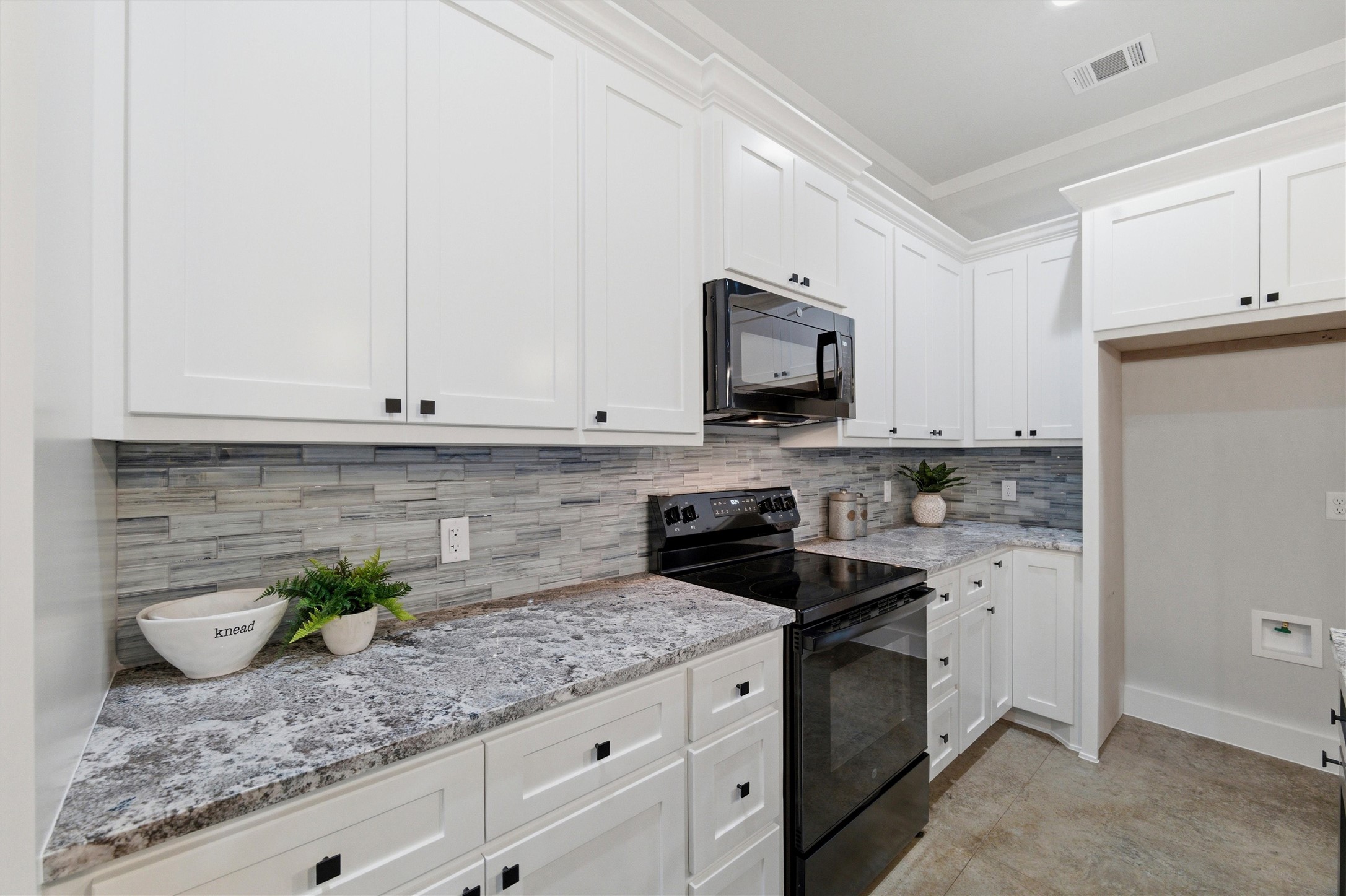 5808 W Virginia Trail Granbury TX 76048