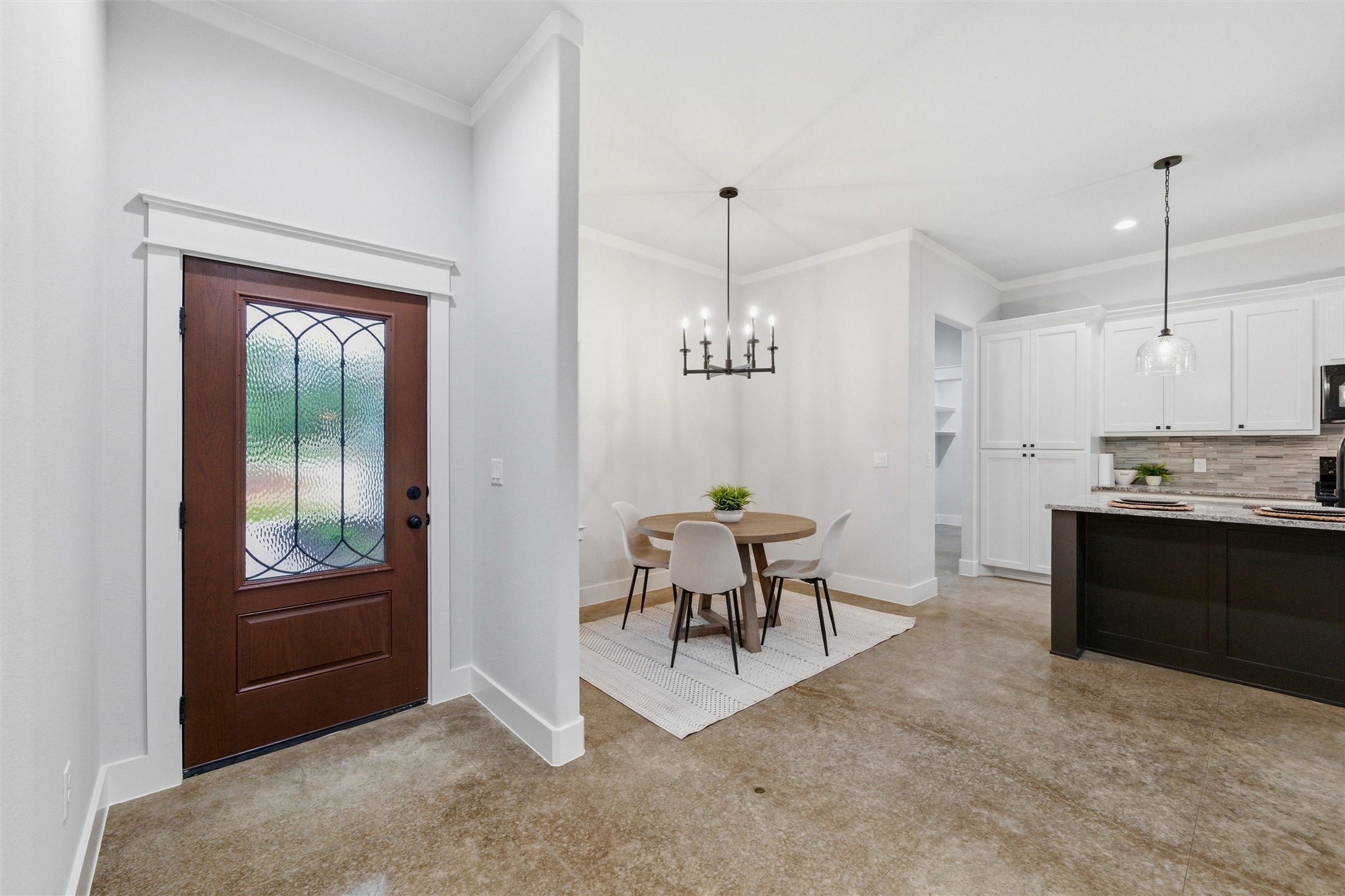 5808 W Virginia Trail Granbury TX 76048
