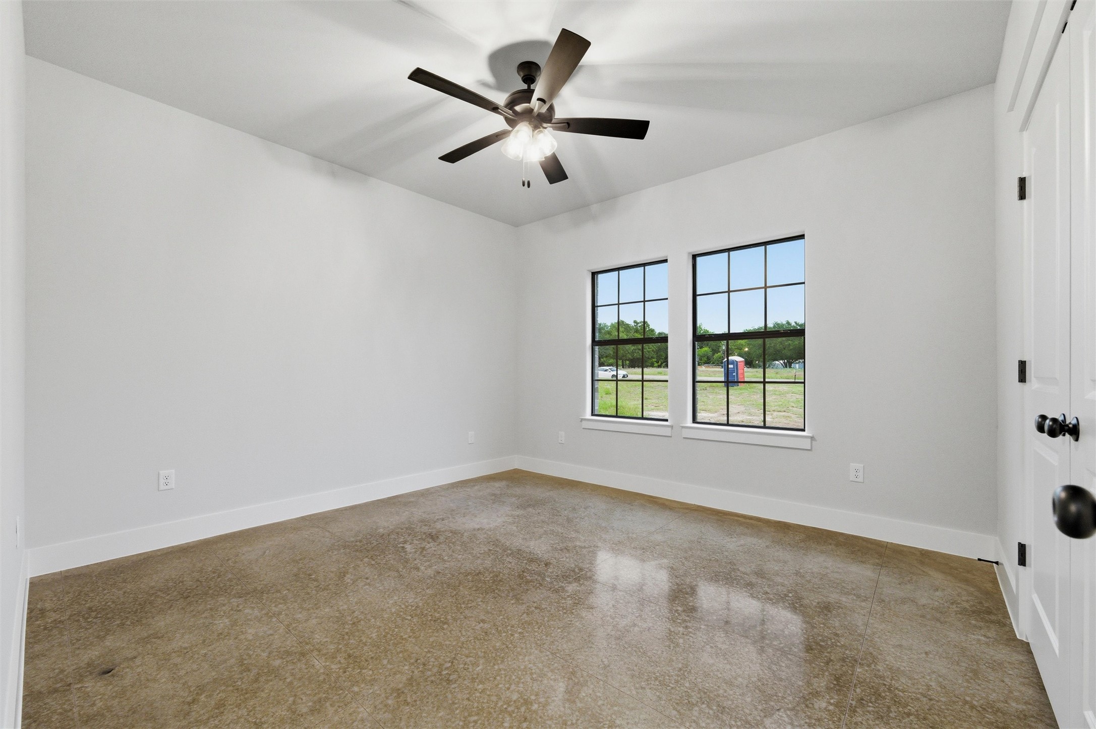 5808 W Virginia Trail Granbury TX 76048