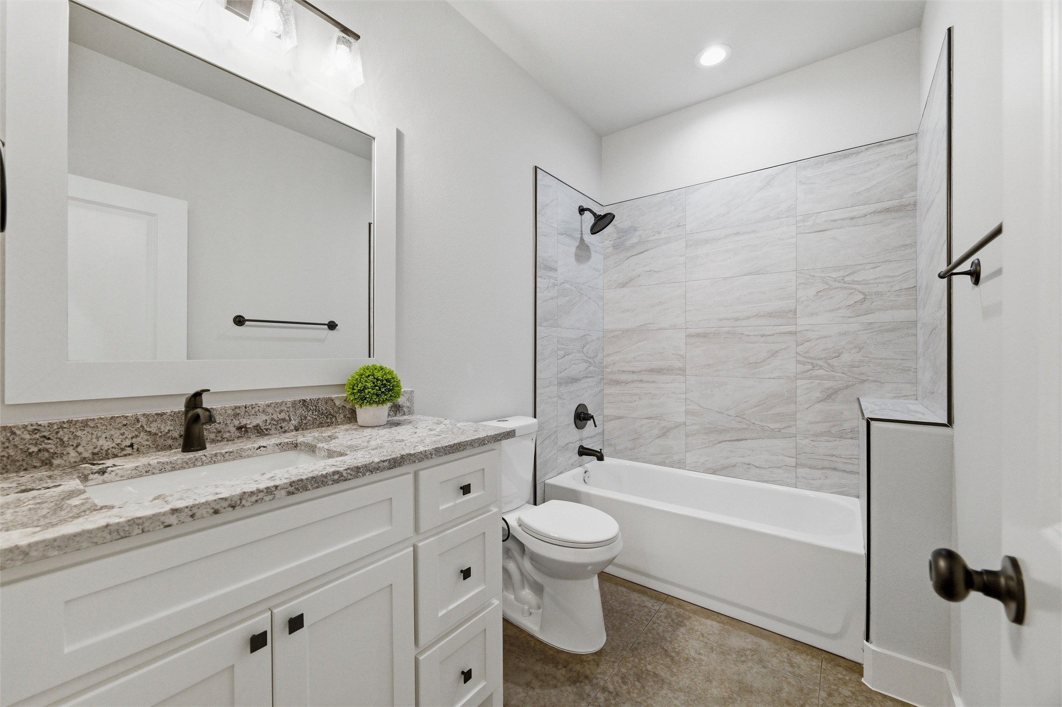 5808 W Virginia Trail Granbury TX 76048