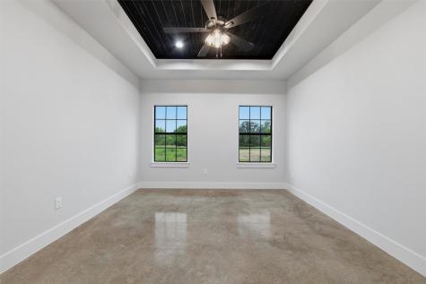 5808 W Virginia Trail Granbury TX 76048