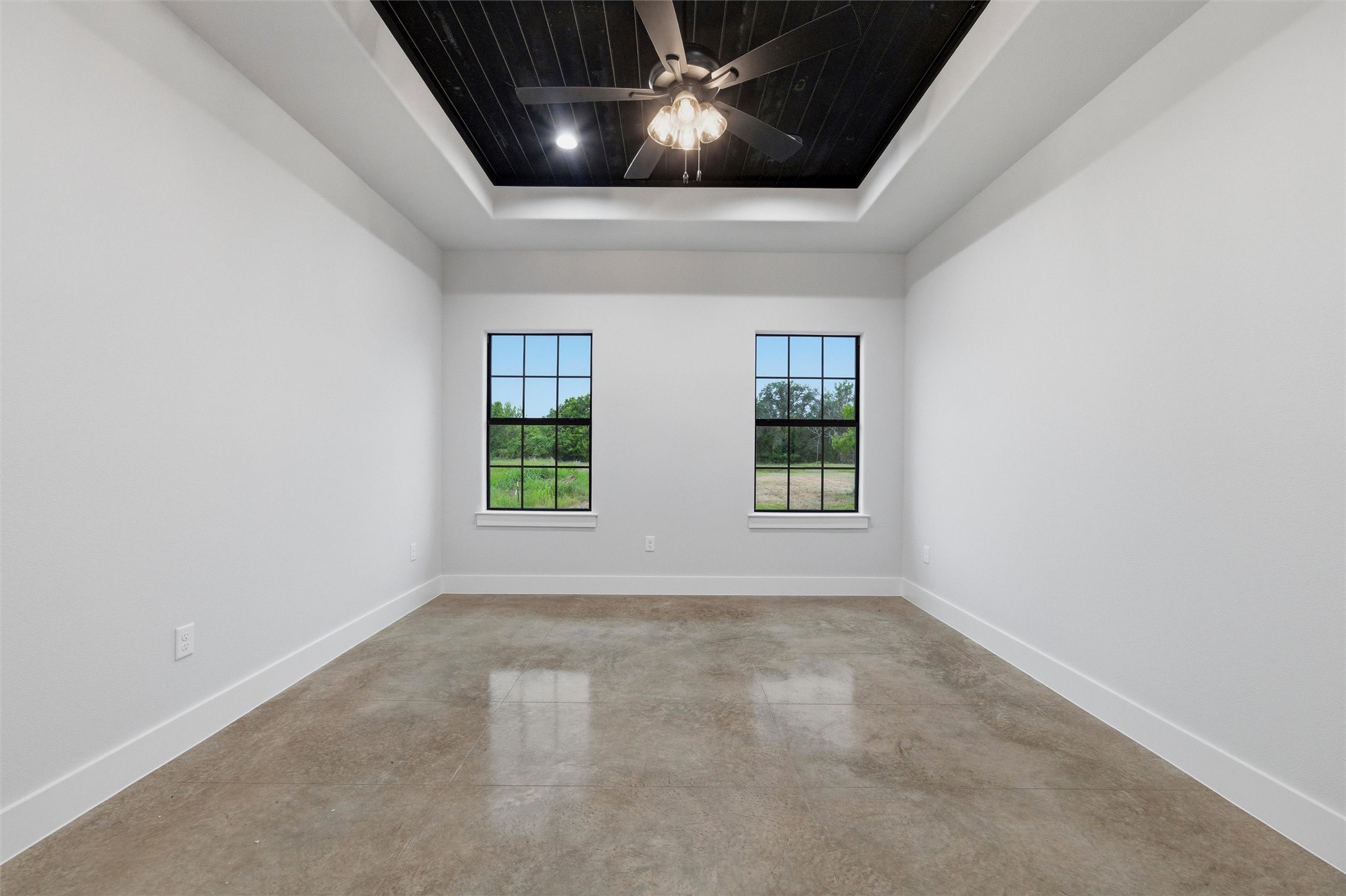 5808 W Virginia Trail Granbury TX 76048