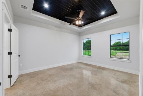 5808 W Virginia Trail Granbury TX 76048