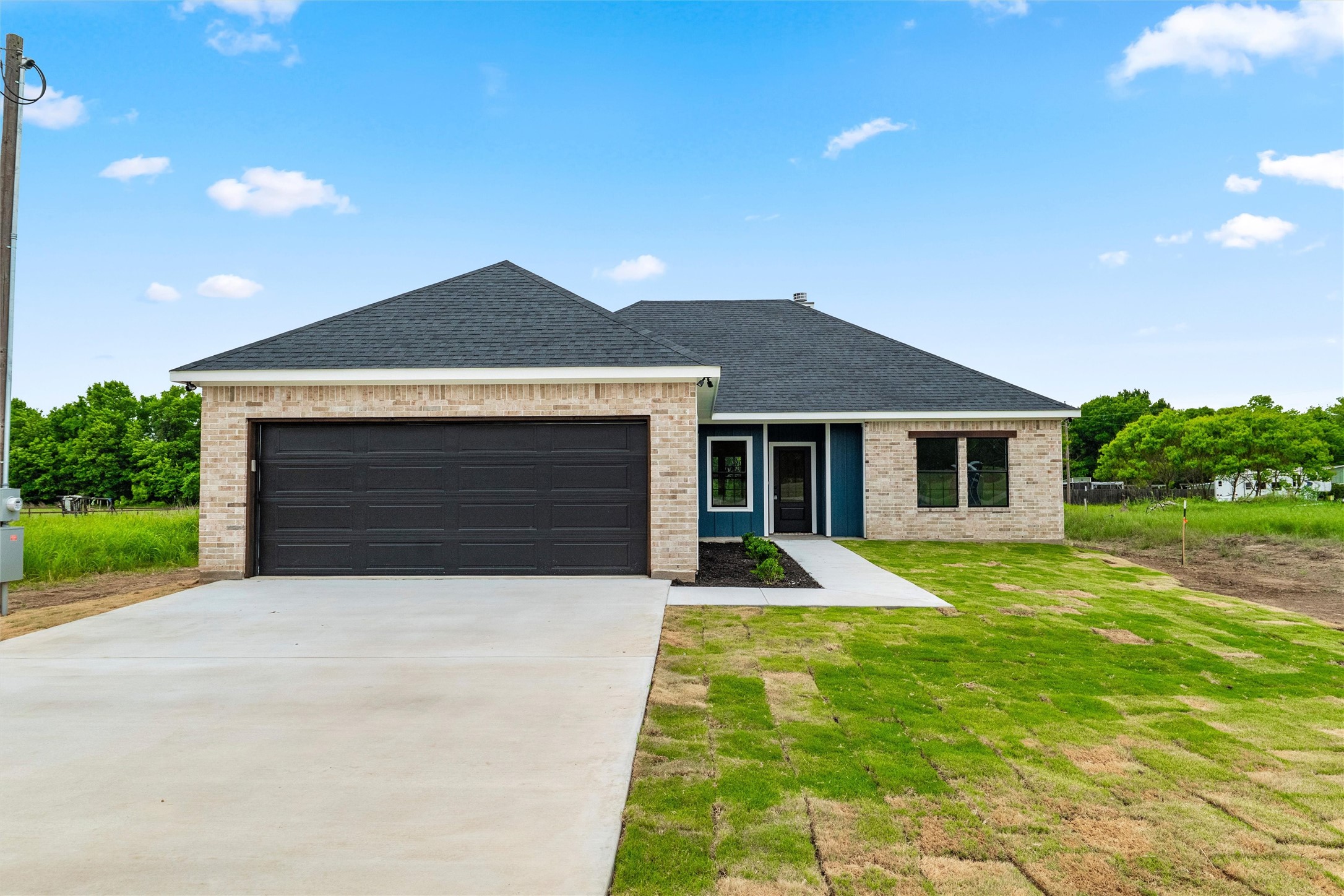 5808 W Virginia Trail Granbury TX 76048