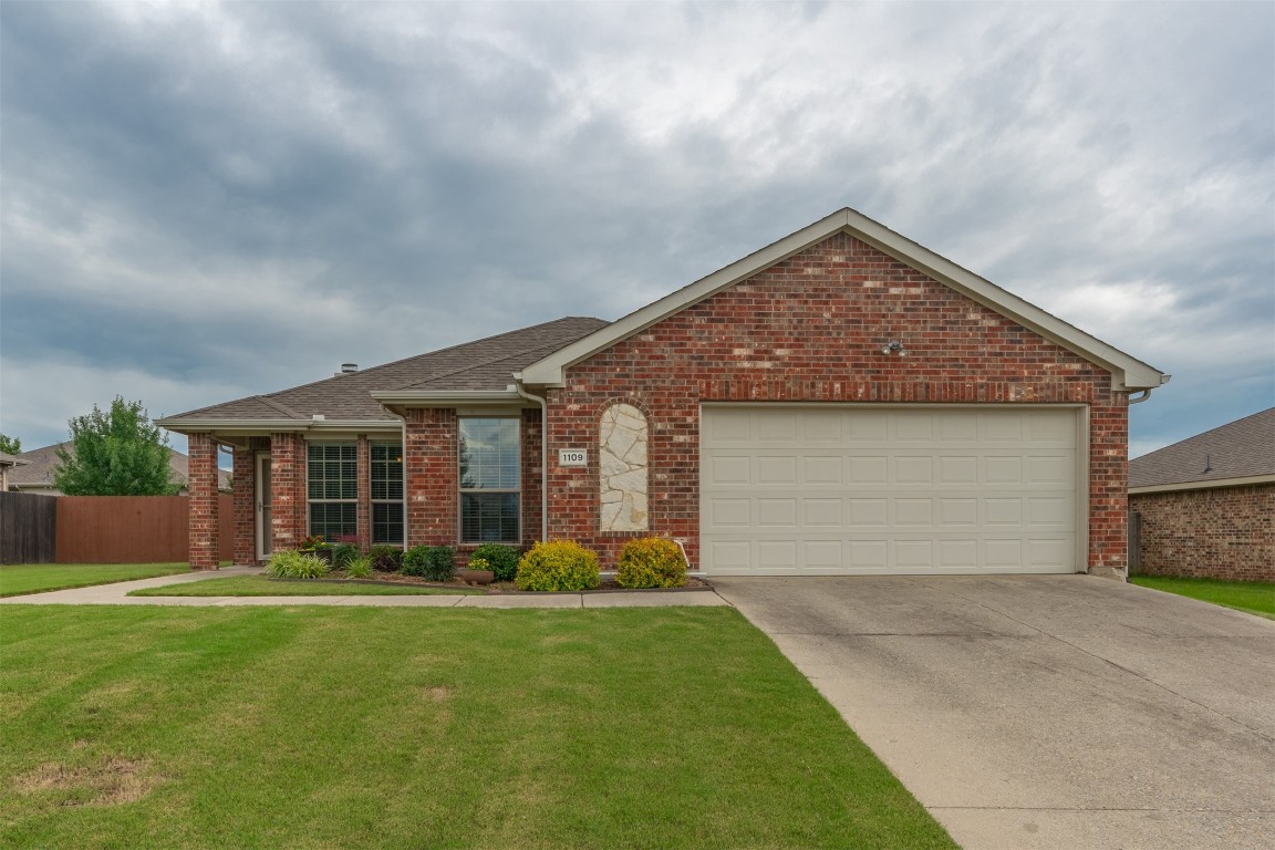 1109 Colony Drive Greenville TX 75402