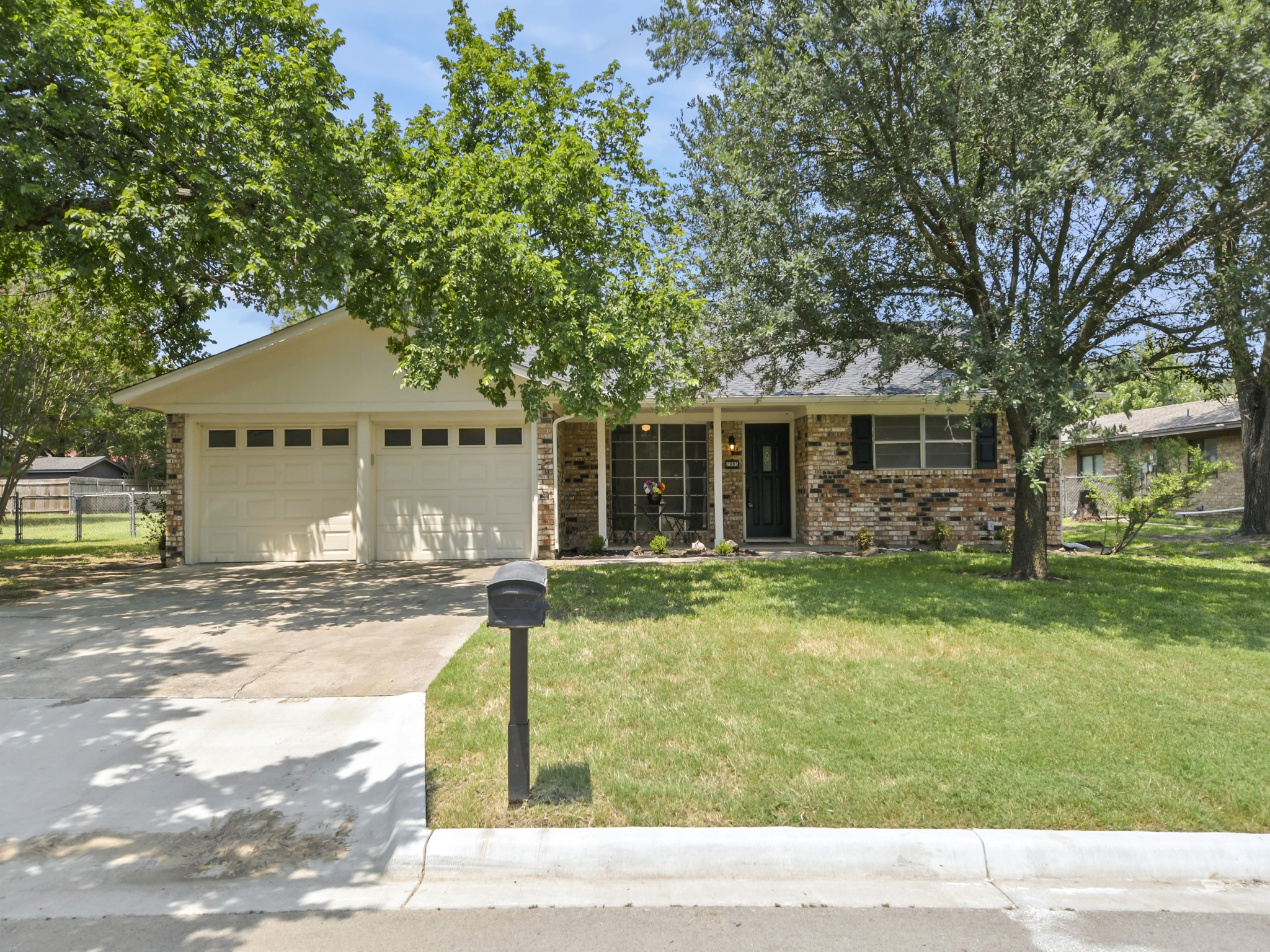 2005 Maplewood Drive Gainesville TX 76240